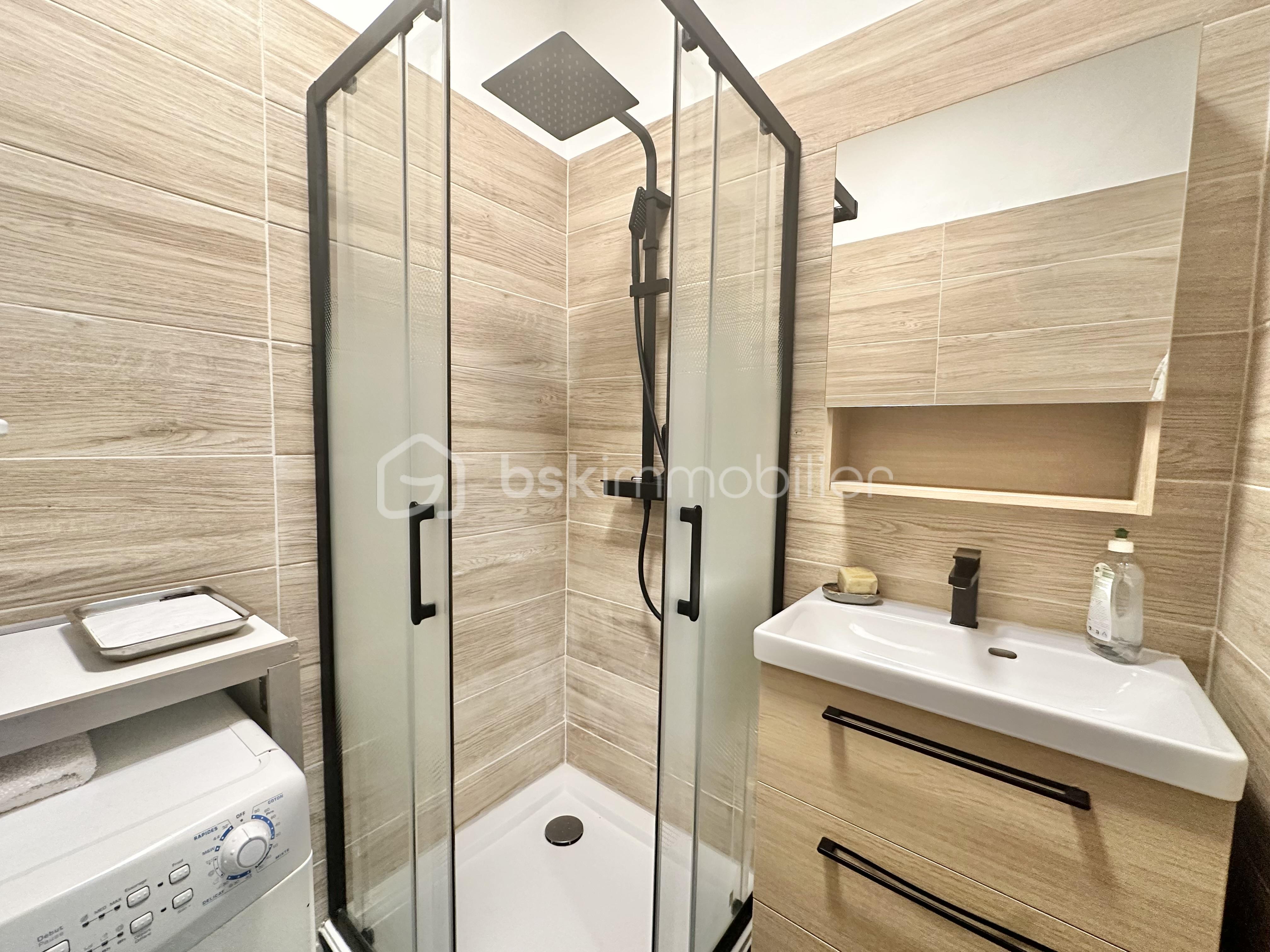 salle de douche.jpeg