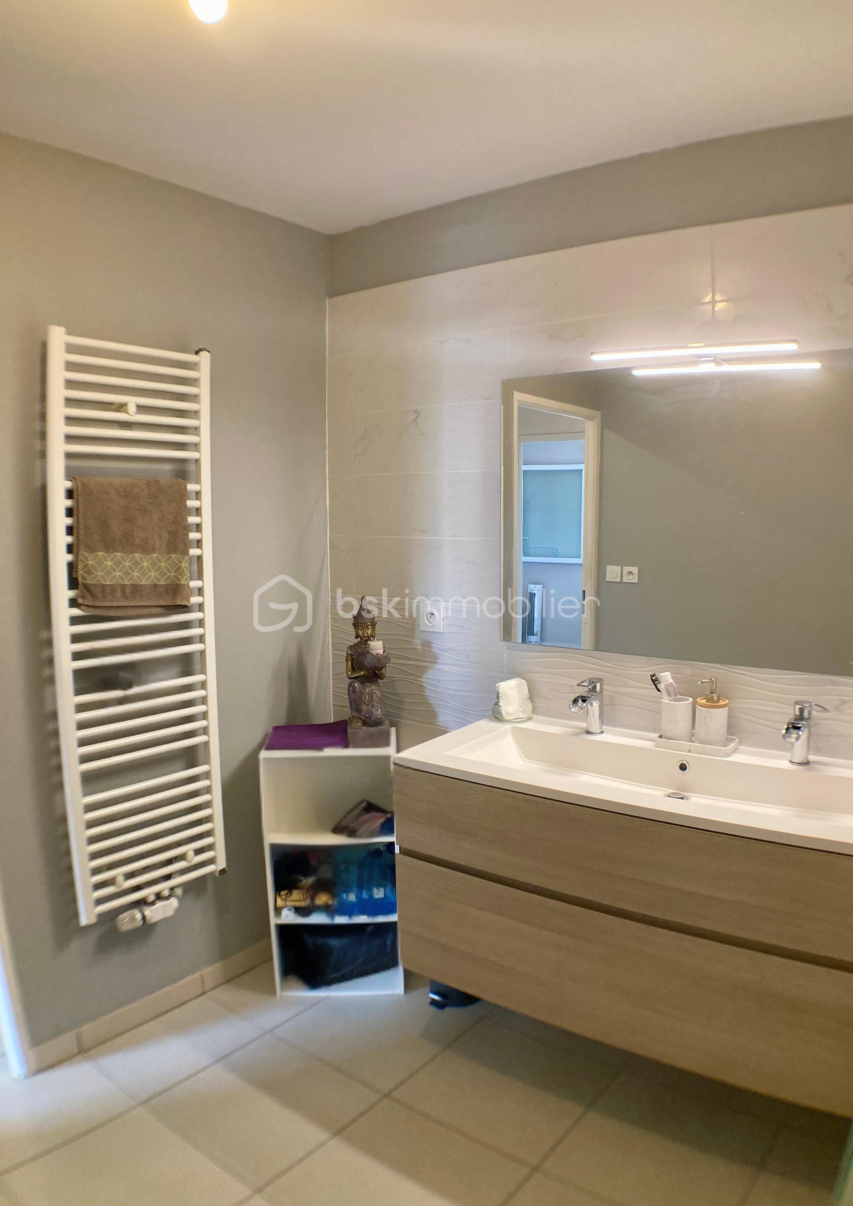 Appartement de 71,44 m² - sde magique.jpg