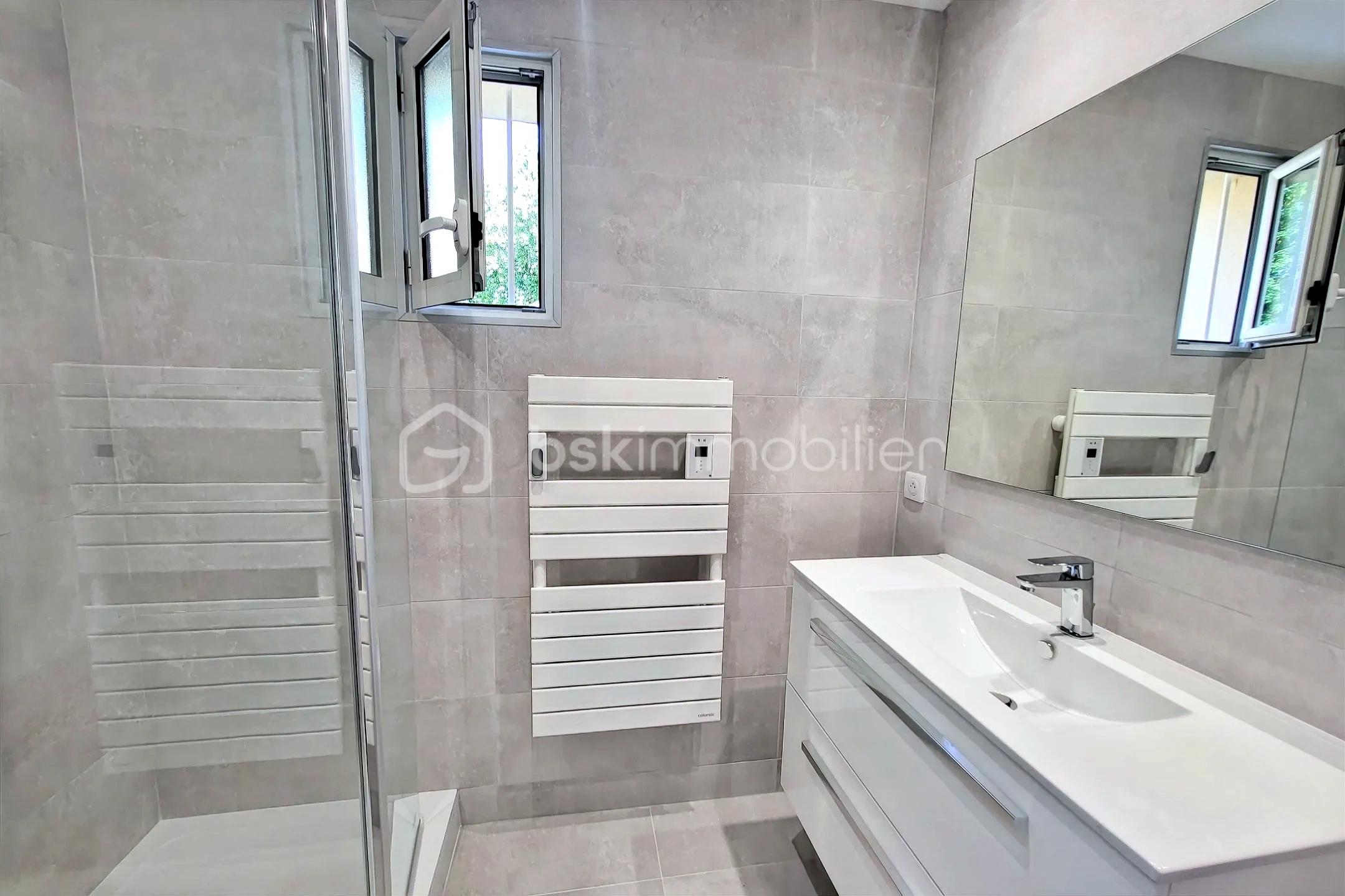 Appartement de 97 m² - hoqi-6e5587e91ef44188be77a87862371cdd.jpg