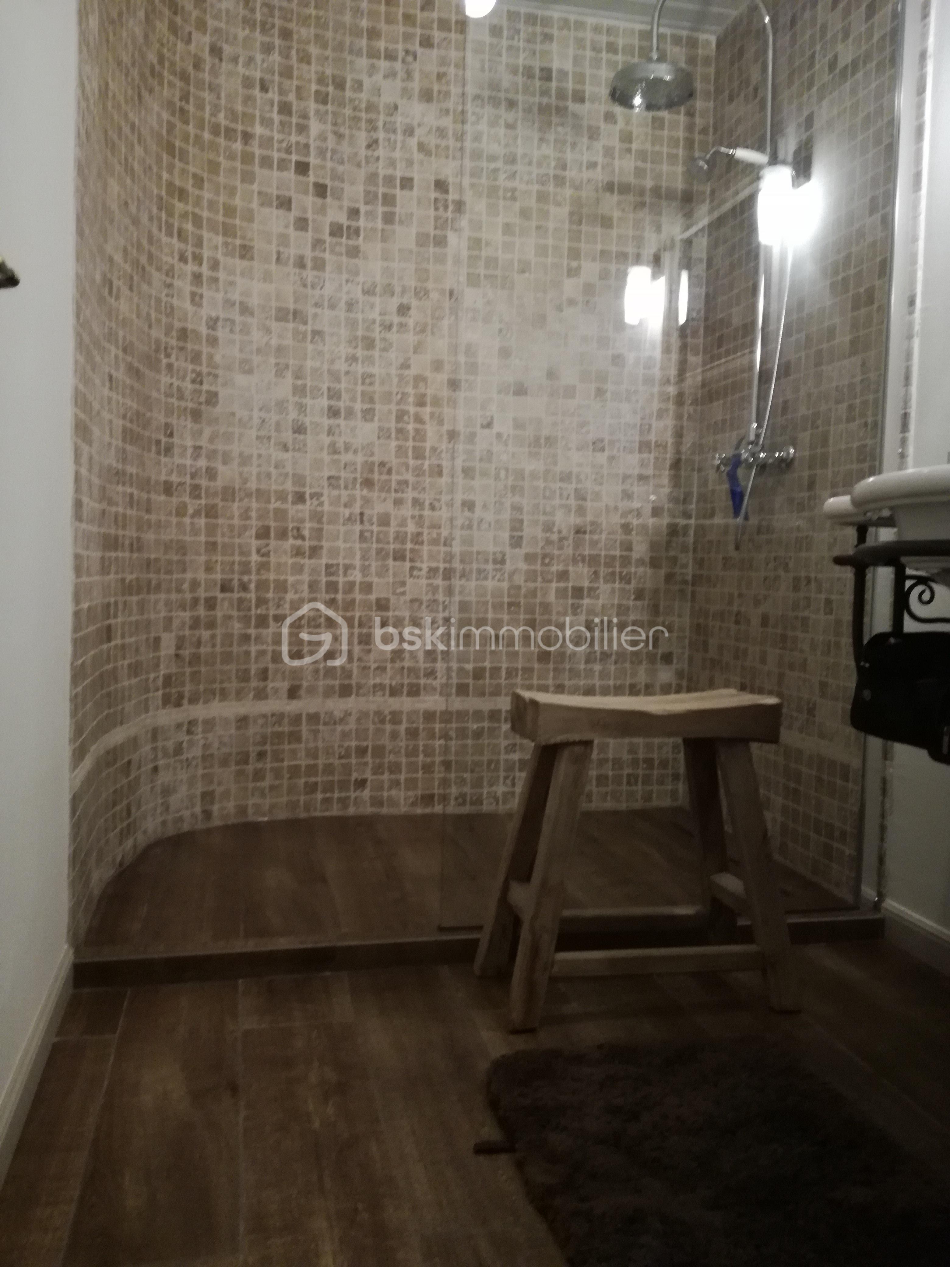 Demeure de 337 m² - 14.jpg