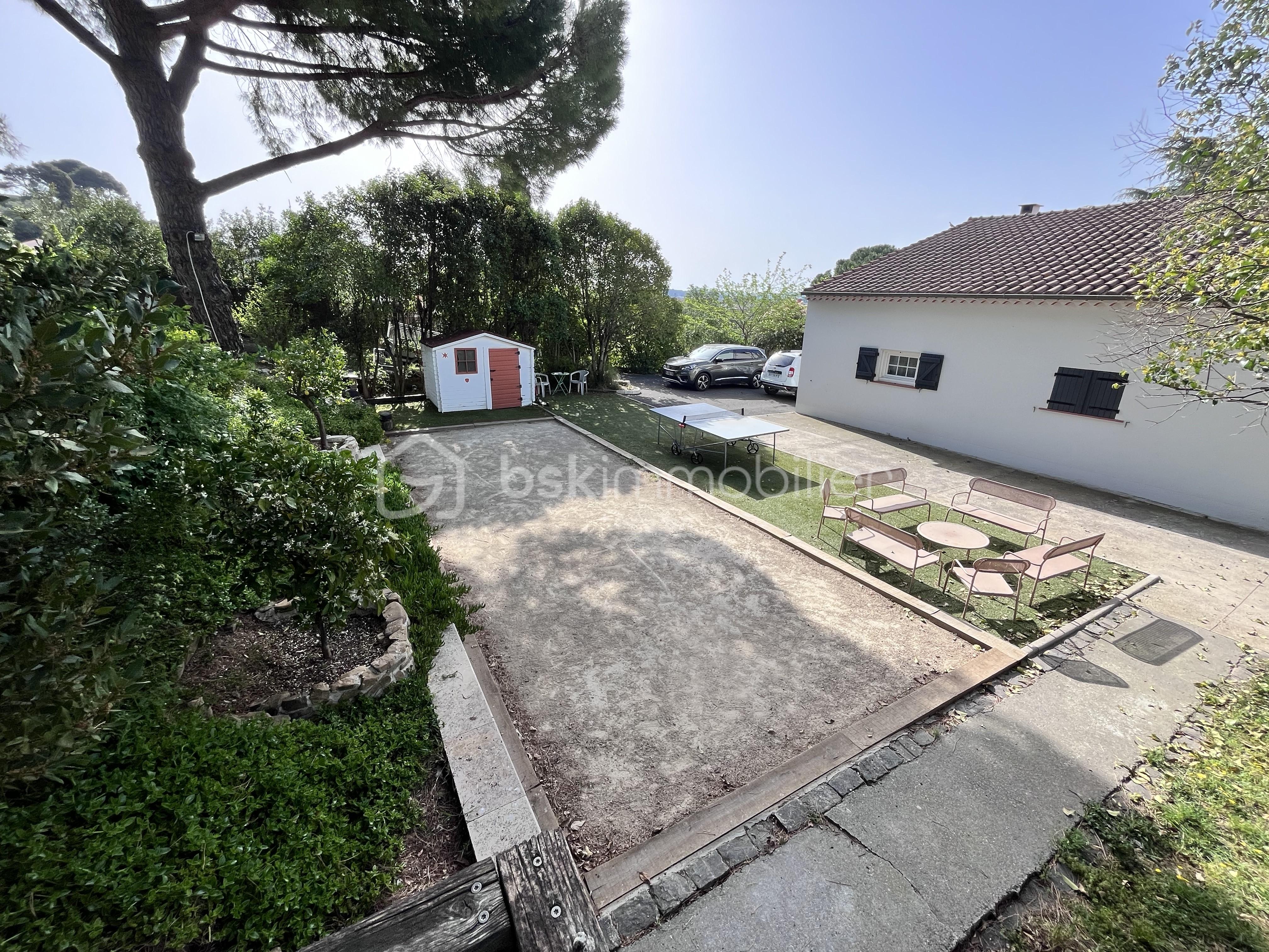 terrain petanque.jpg
