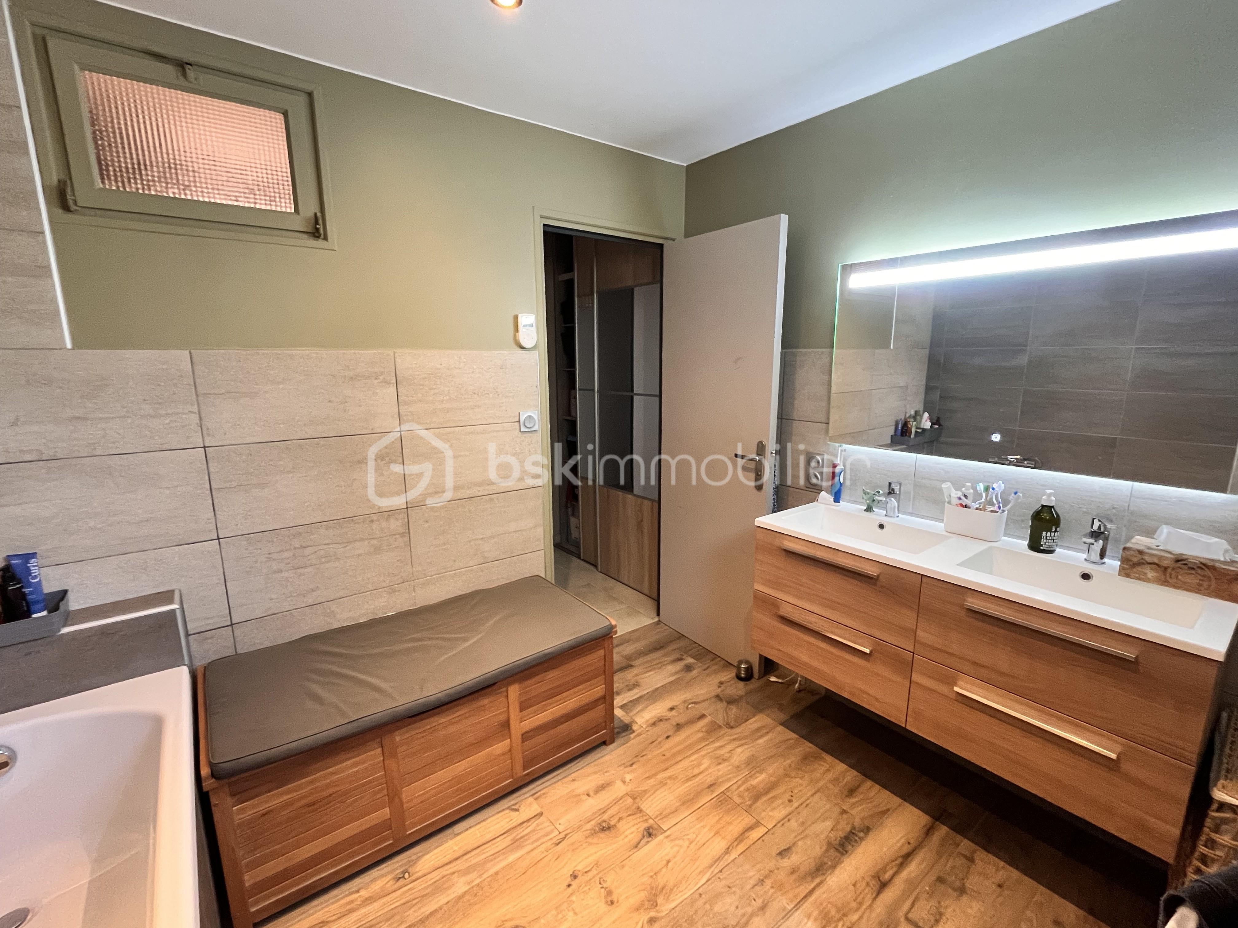 Salle de bain bas.jpg