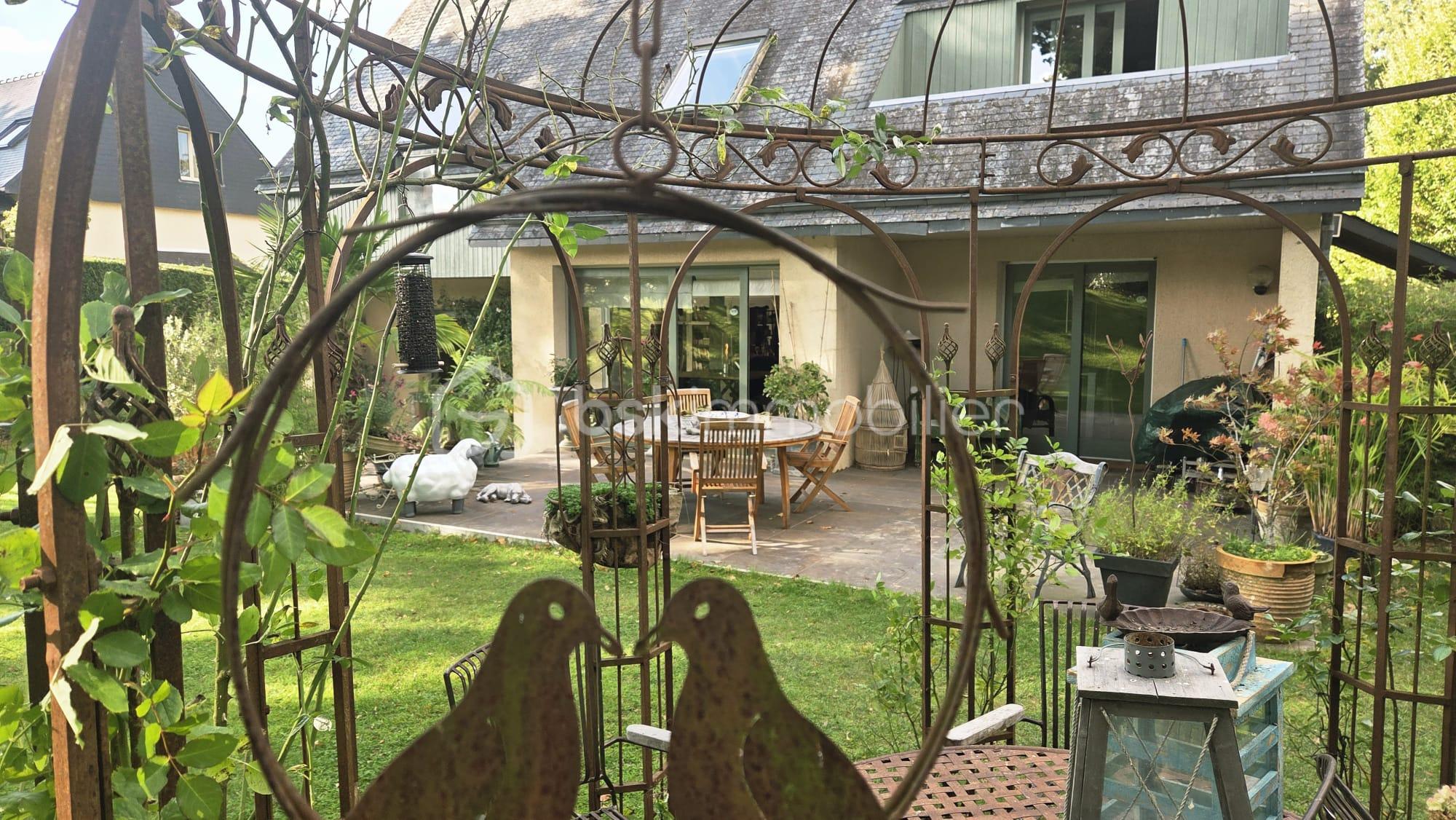 Maison de 164 m² - WhatsApp Image 2025-10-13 à 14.36.57_c8f7abd6.jpg