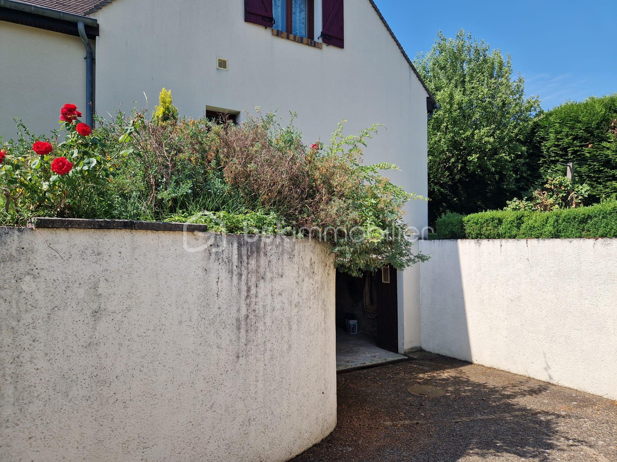 HOUDAN IMMOBILIER BSK CELINE VAN DE WALLE 16.jpeg