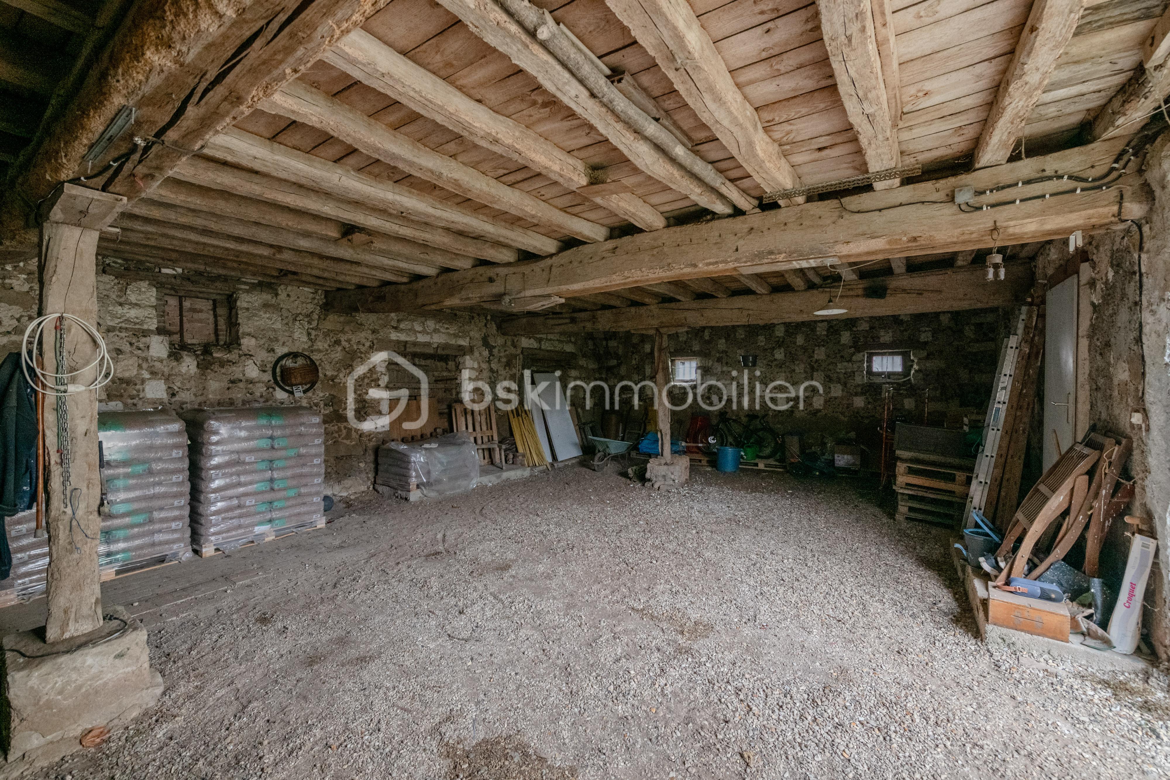 Maison de 214 m² - BELLENEY-BskAubinSalon-OlivierReynes.jpg