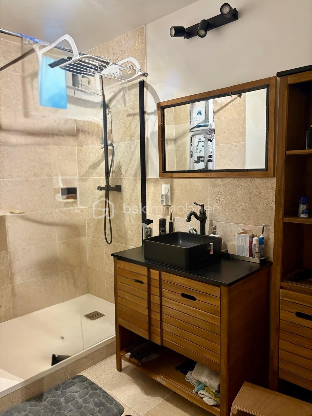 Immeuble de 160 m² - Design sans titre.png