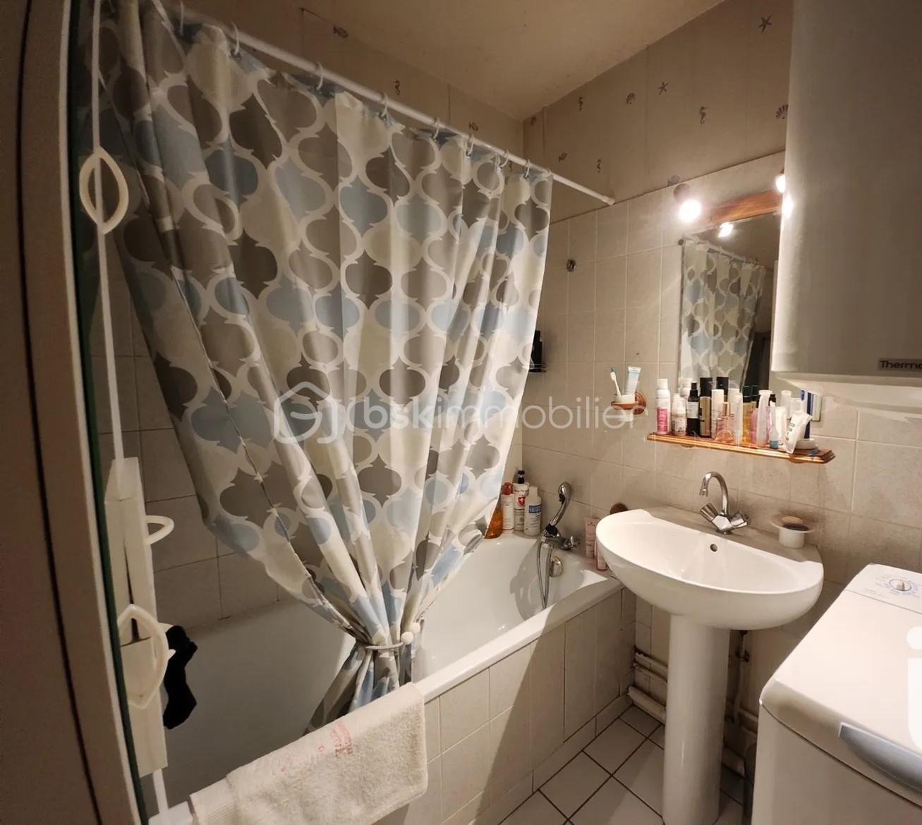 Appartement de 37,42 m² - SDB 1 .jpeg