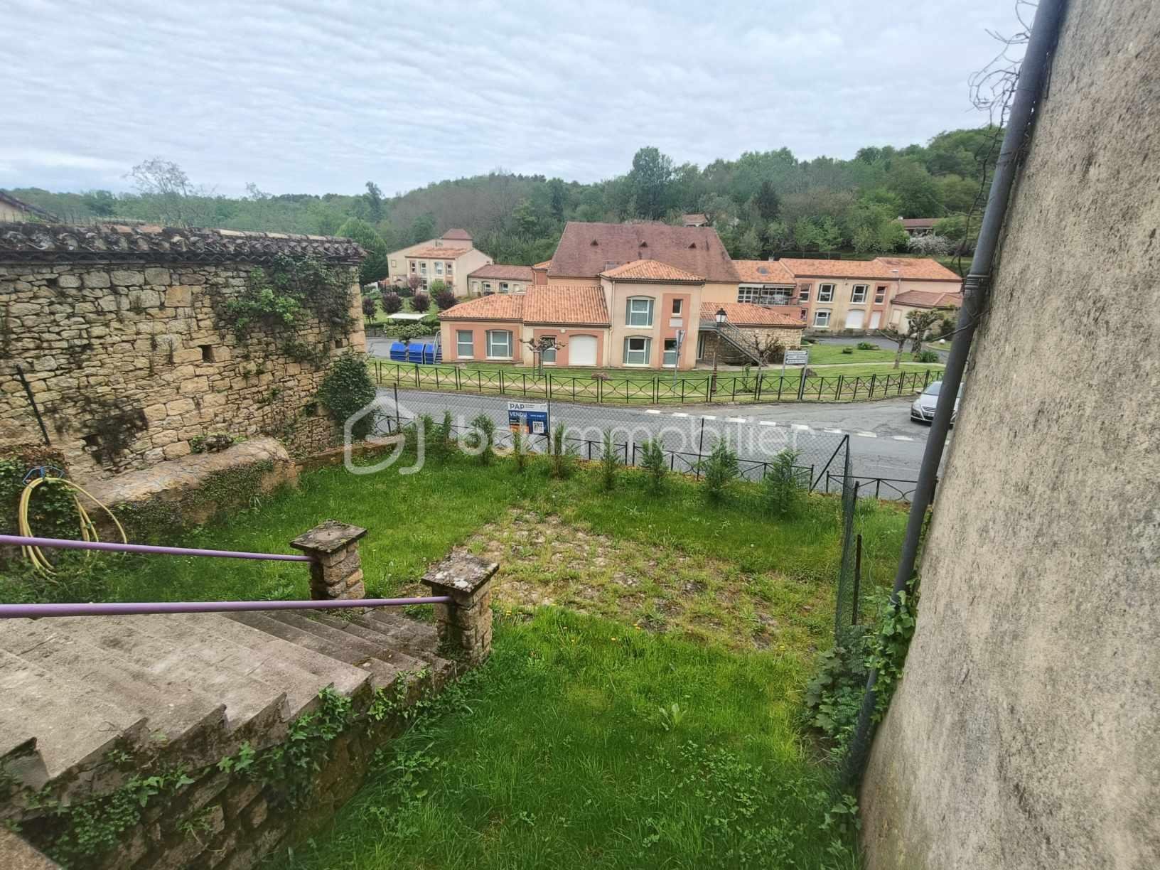 Maison de ville de 82 m² - 491008014_618032231208965_2711836372146160082_n.jpg