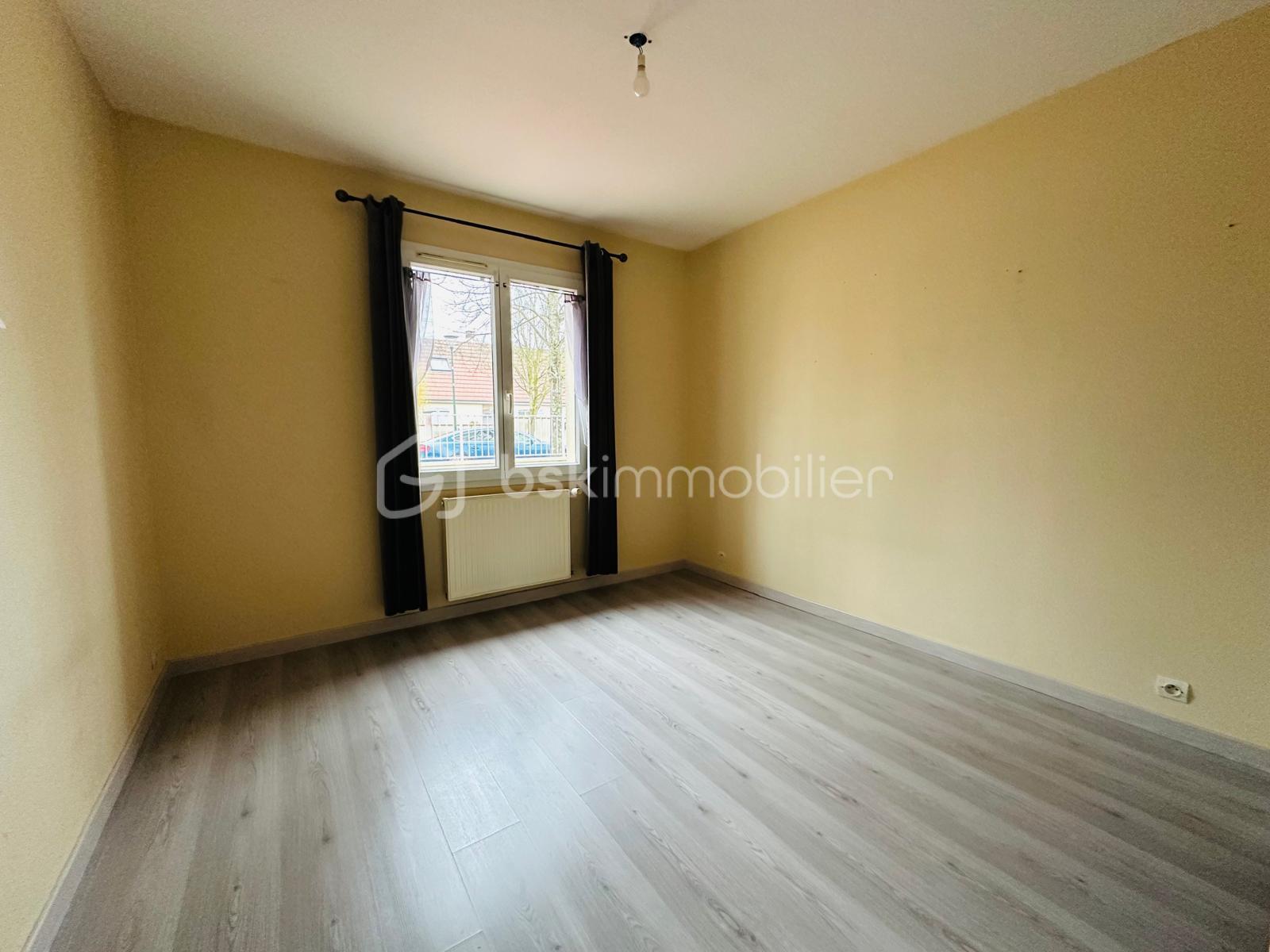 Maison de 172 m² - chambre 1.jpeg