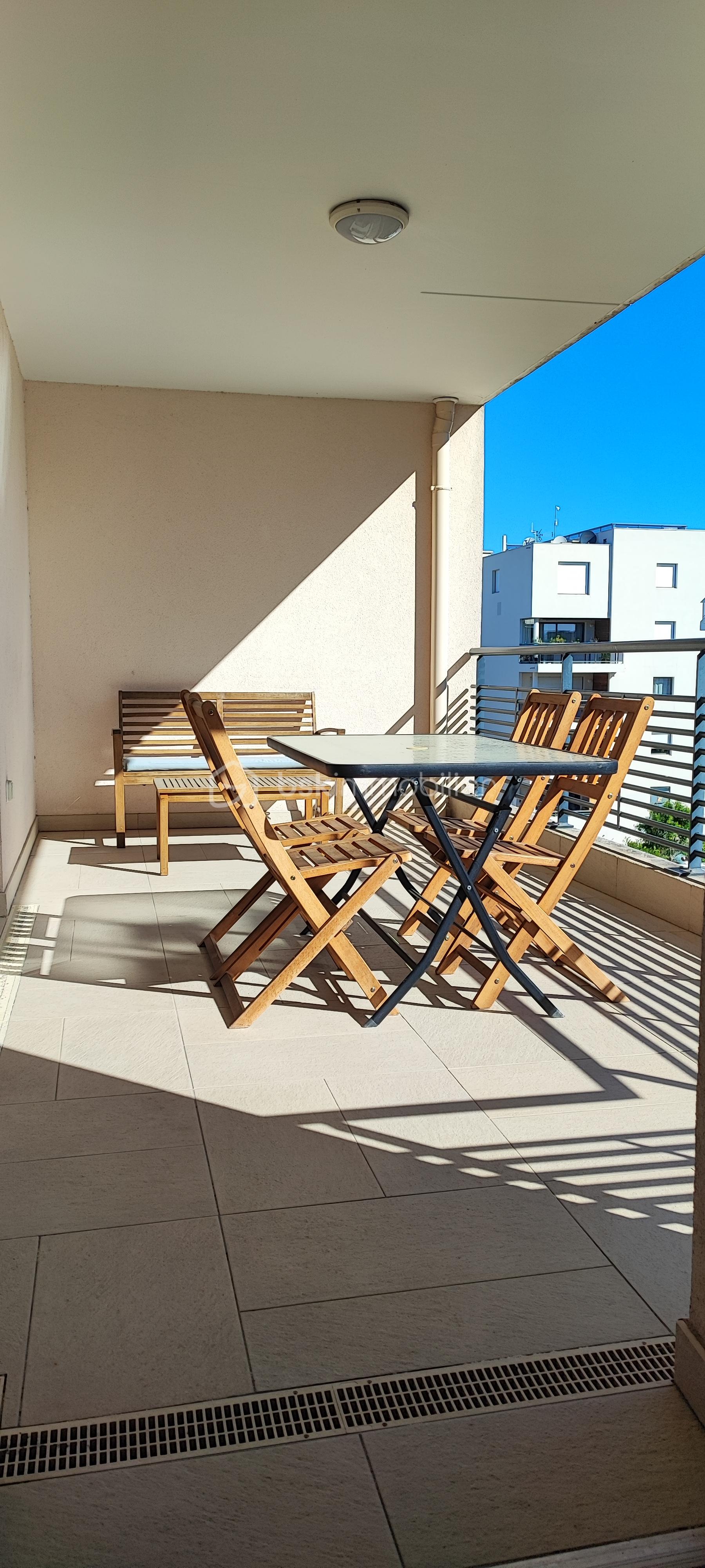 castaner 2 terrasse 2.jpg
