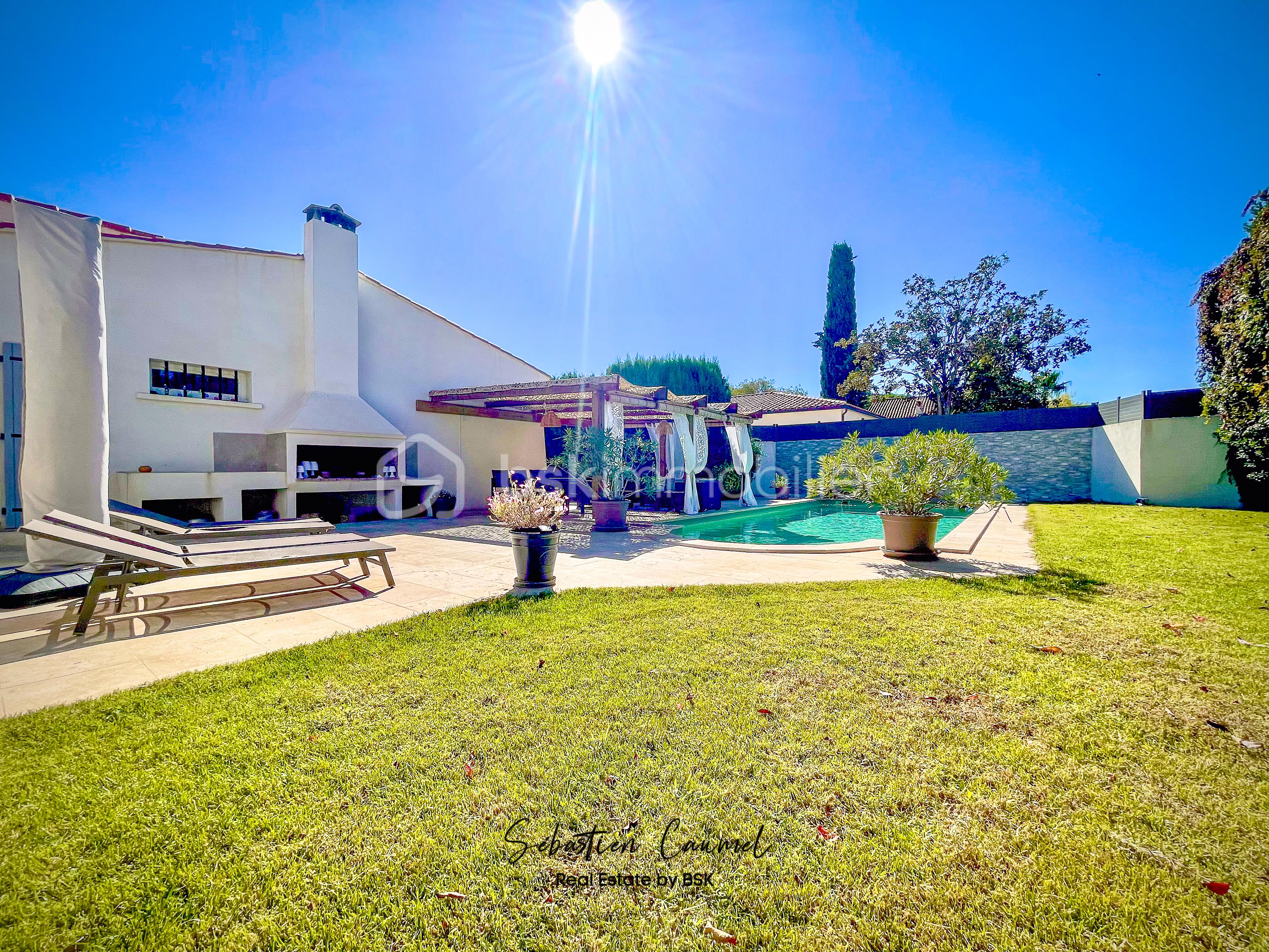 Villa de 184 m² - EXTERIEUR JARDIN PISCINE TERRASSE 1.jpg