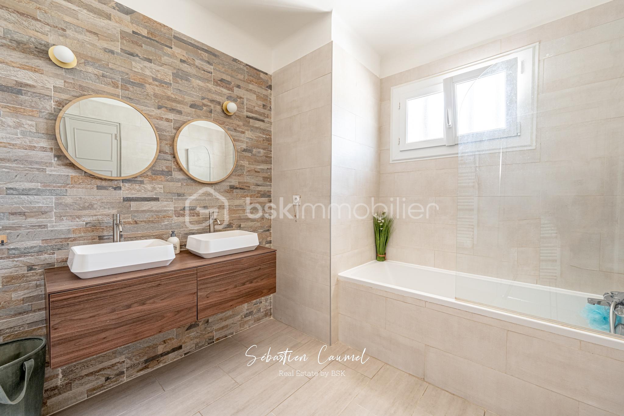Villa de 184 m² - salle de bains.jpg