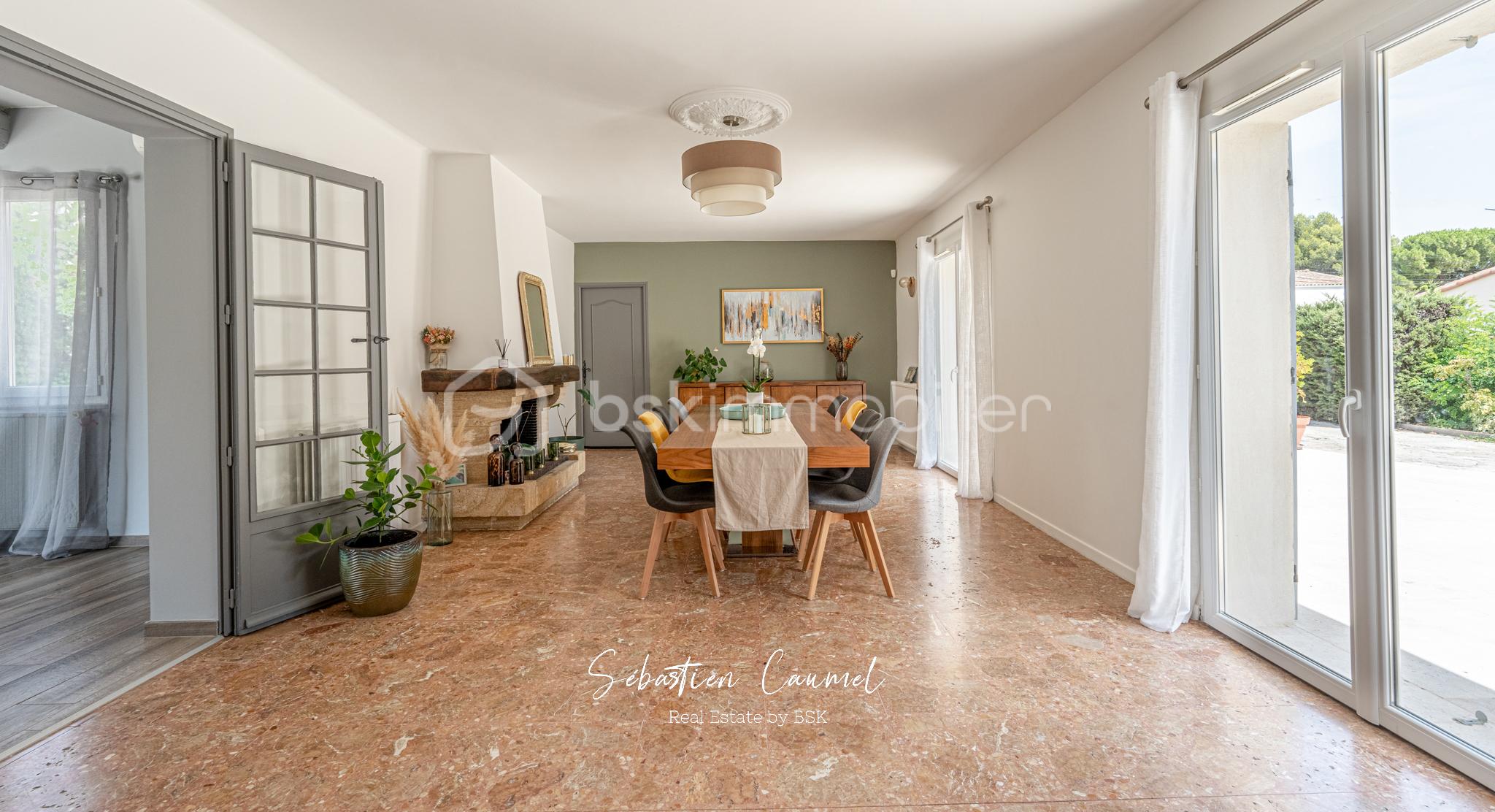 Villa de 184 m² - salle a manger.jpg