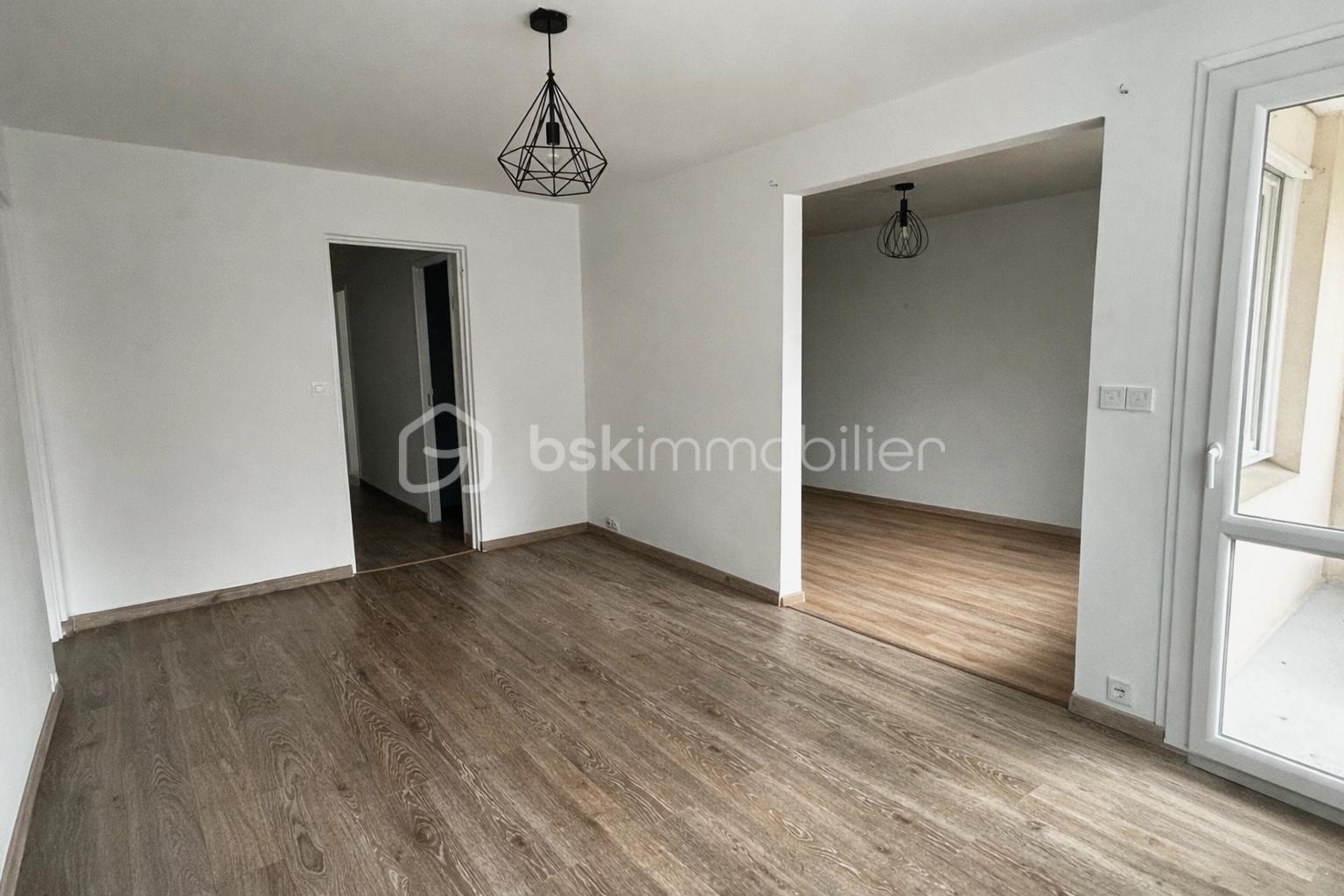 Appartement de 77,45 m² - Salle à manger.PNG