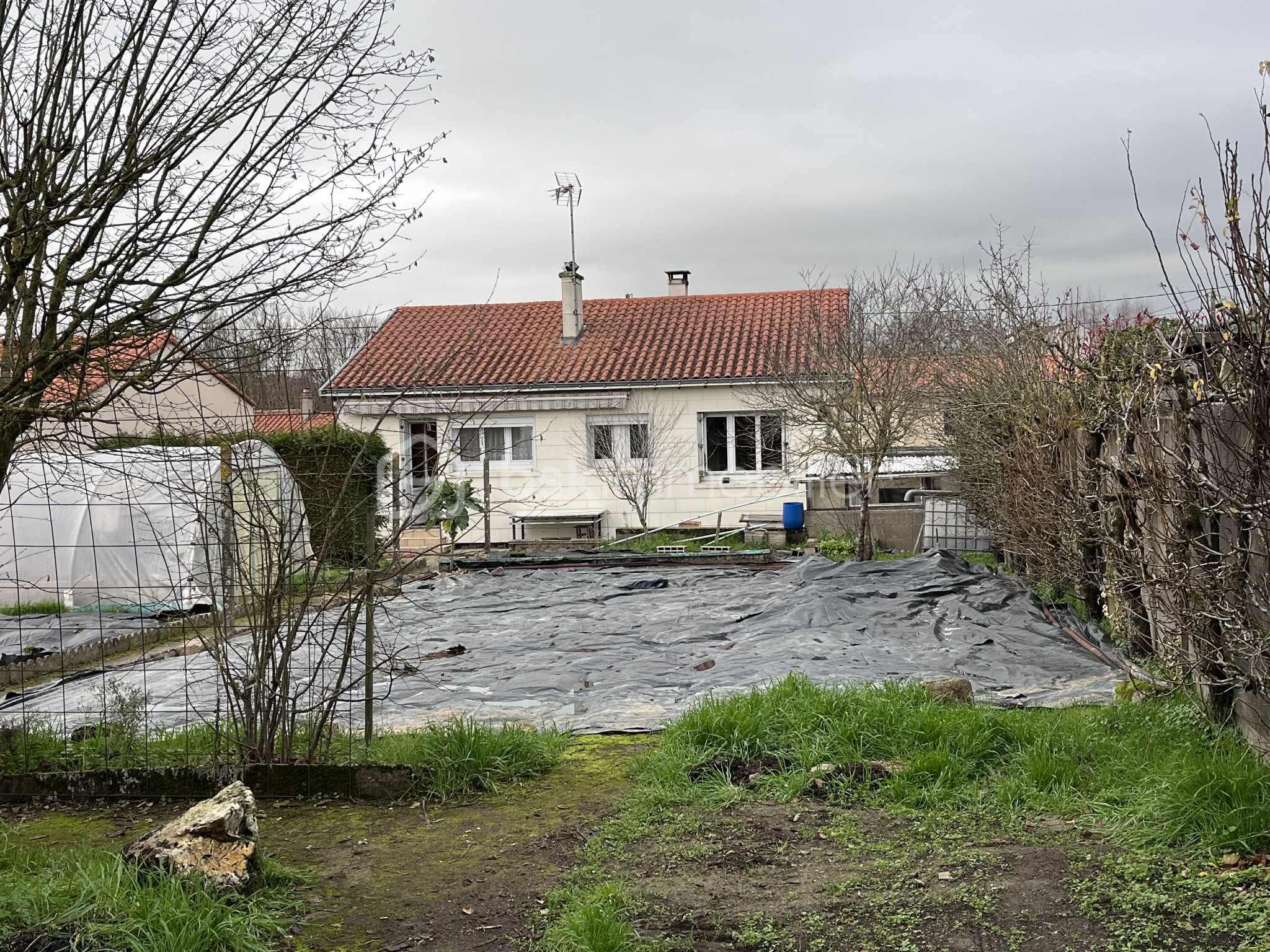 Maison ancienne de 74 m² - facade arriere 1.jpg