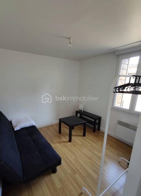 Immeuble de 330 m² - thumbnail_photo salon studio.jpg