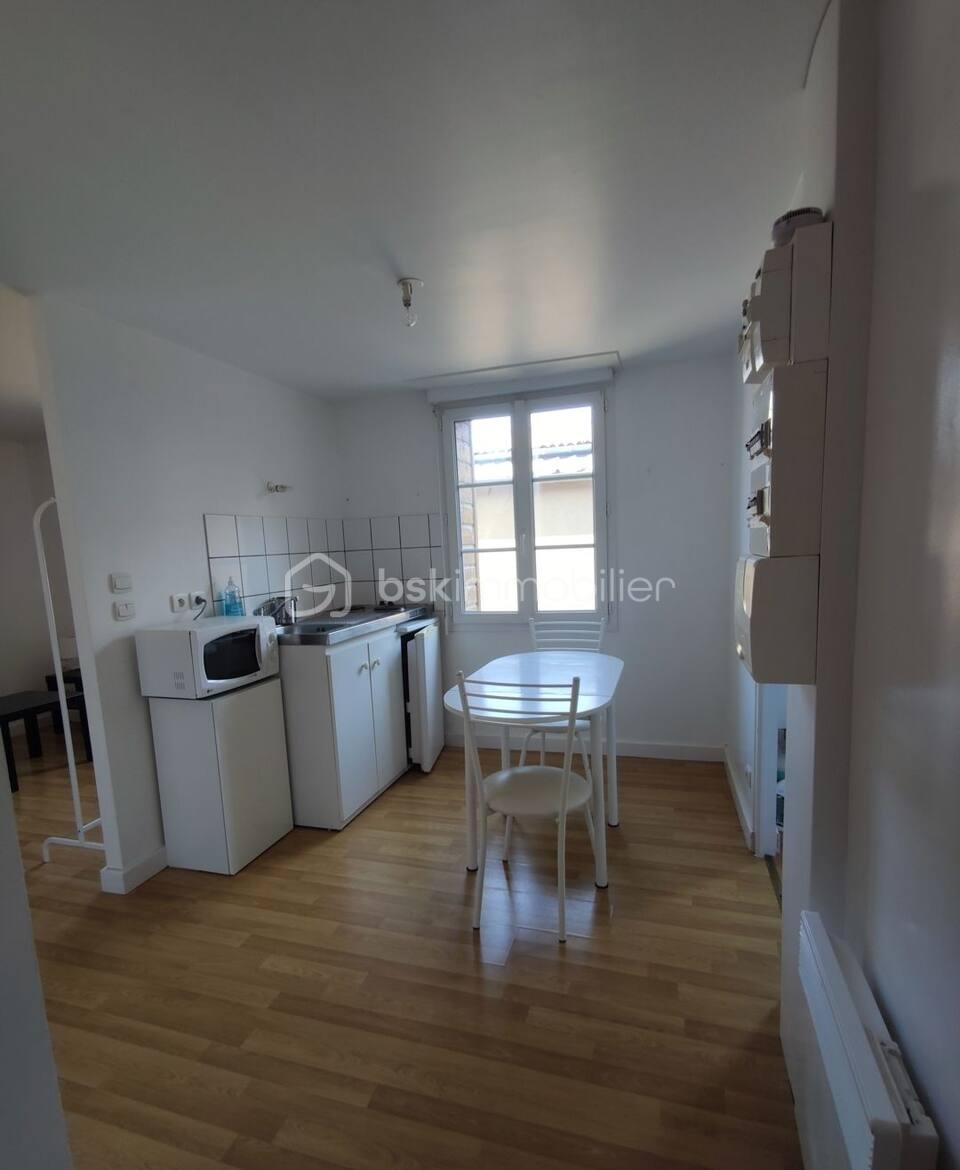 Immeuble de 330 m² - thumbnail_photo cuisine studio.jpg