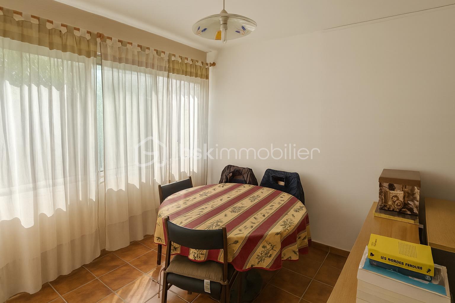 Appartement de 32 m² - ChatGPT Image 5 sept. 2025, 09_38_23.png