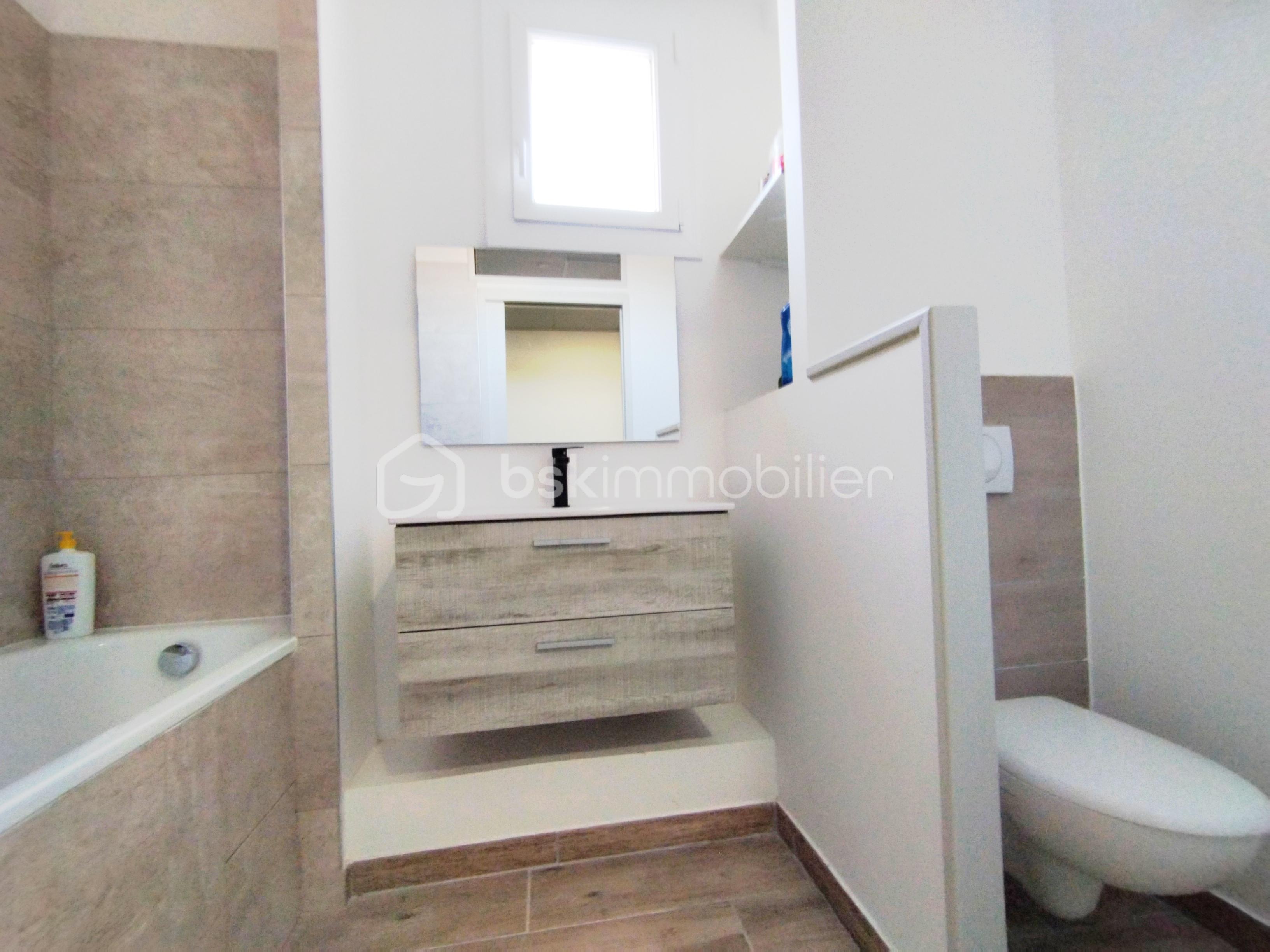 Appartement de 100 m² - 1759486002893.jpg