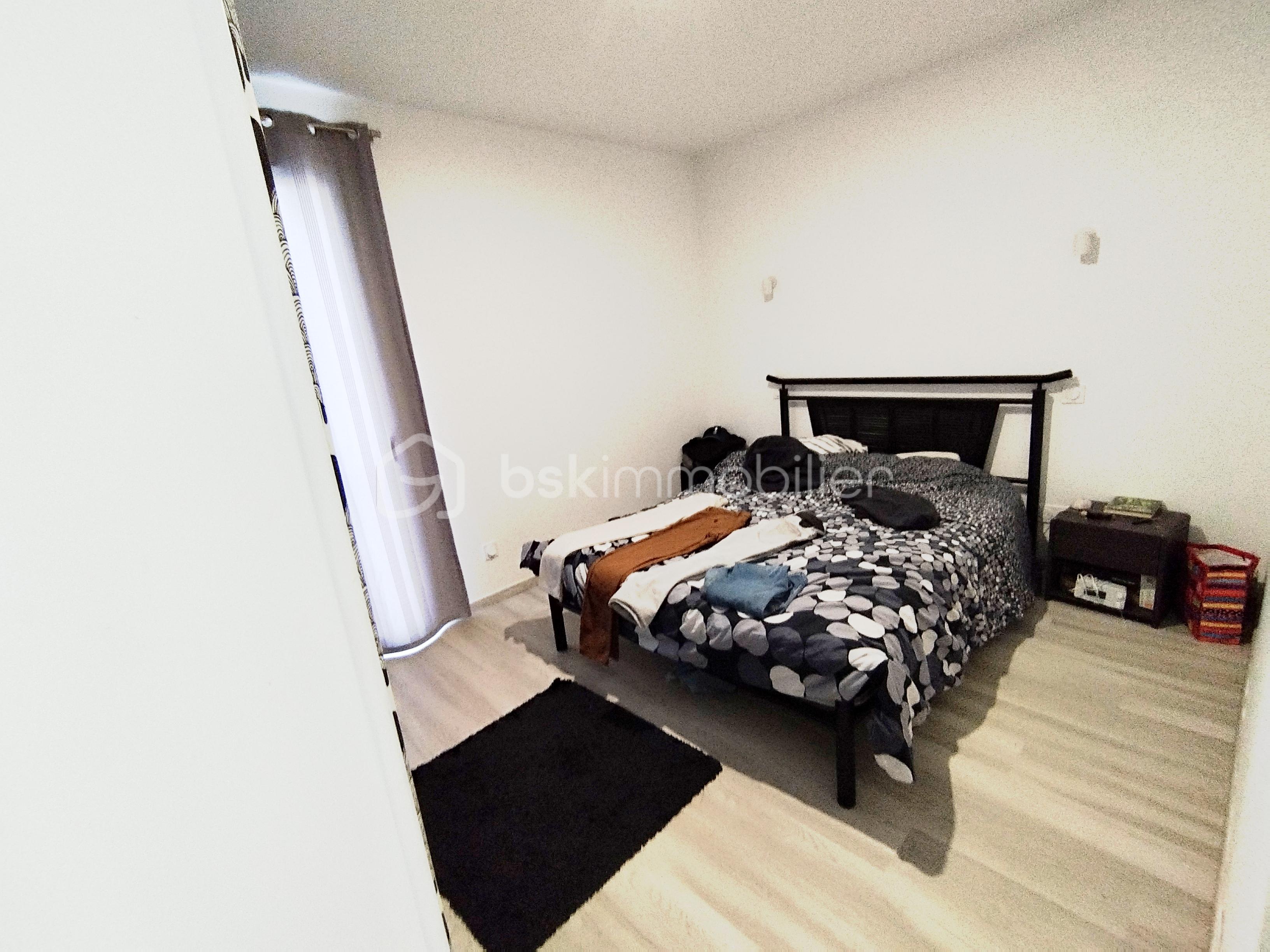 Appartement de 100 m² - 1759486112882.jpg