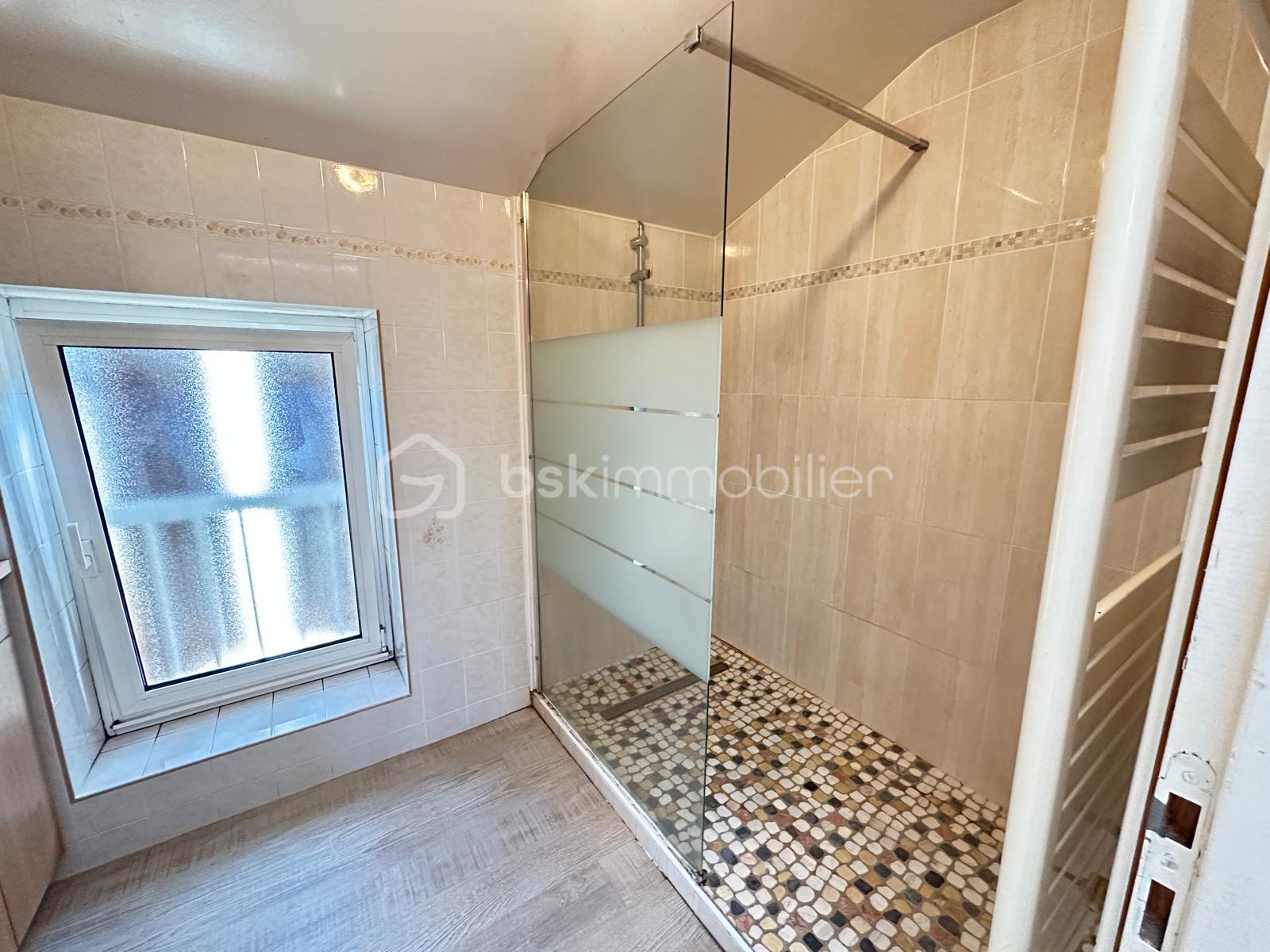 Maison de 170 m² - IMG-20250908-WA0014(1).jpg