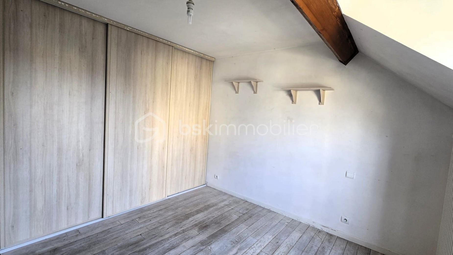 Maison de 160 m² - chambre 3 .jpg