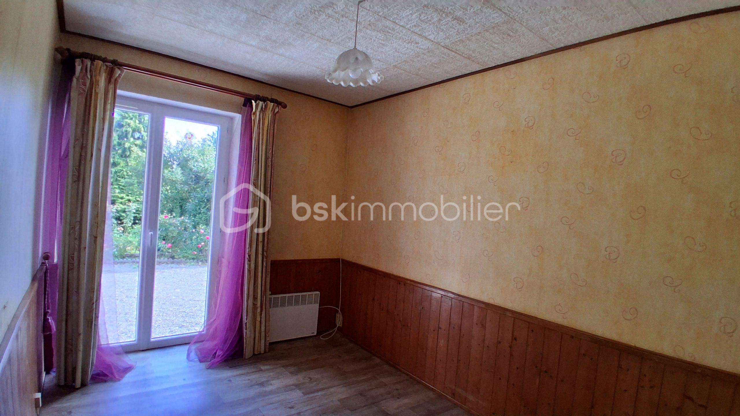 Maison en pierre de 74 m² - ch 1.jpg