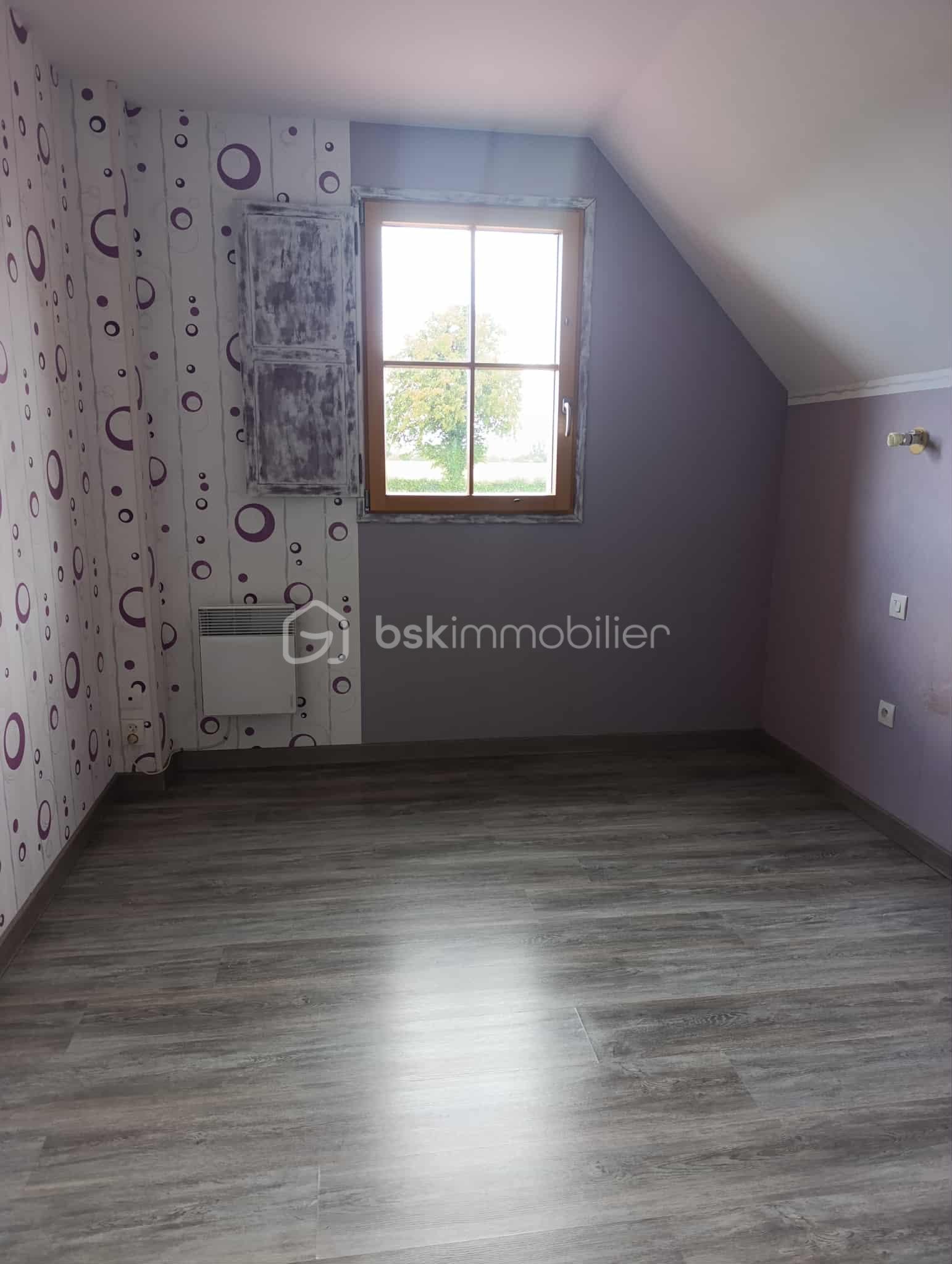 Maison de 102 m² - 4fd40c94-786b-4a6f-a798-c7cbafb7a024.jpg