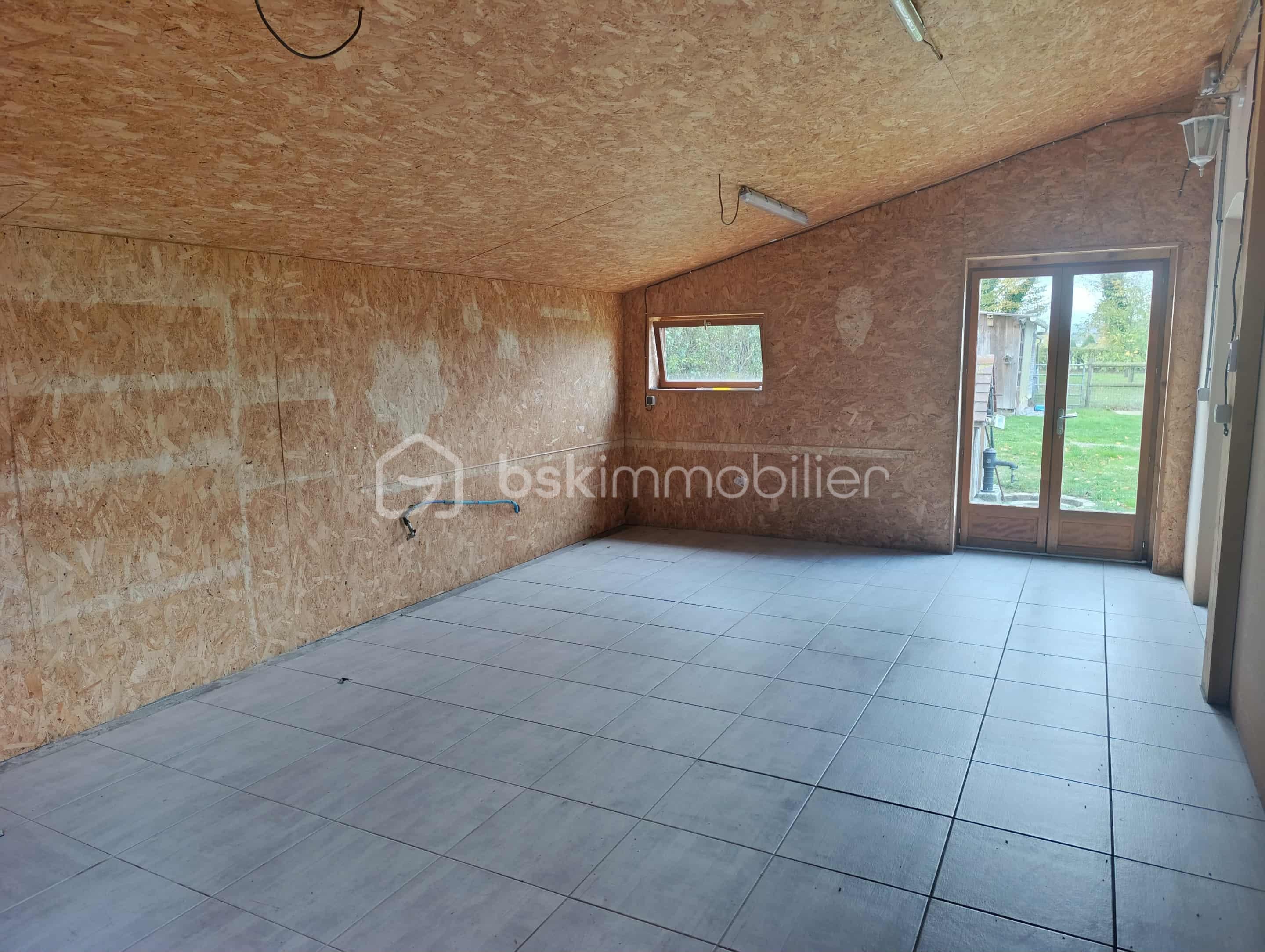 Maison de 102 m² - 1fb28992-57ee-40f7-89f5-8270f22723f8.jpg