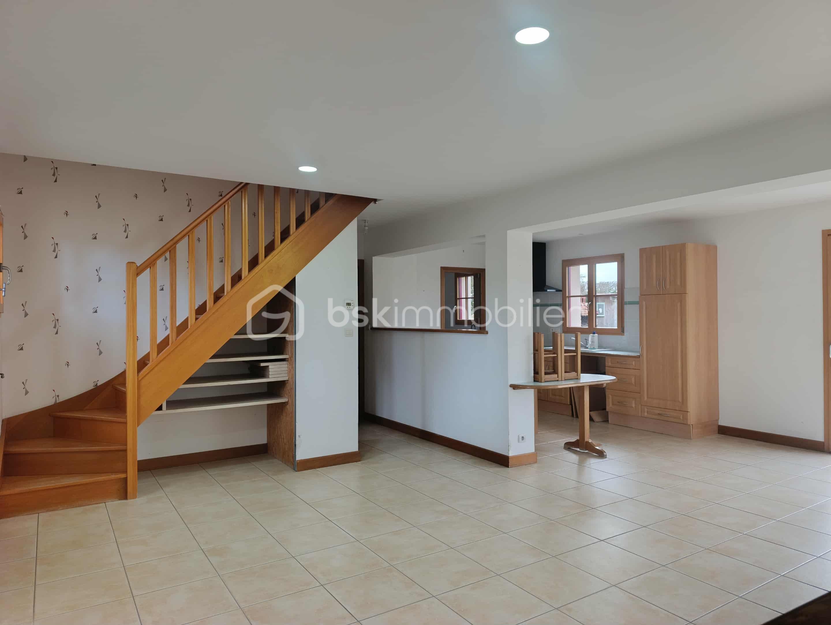 Maison de 102 m² - 637766d1-c5d0-4804-9aba-f701287bc352.jpg