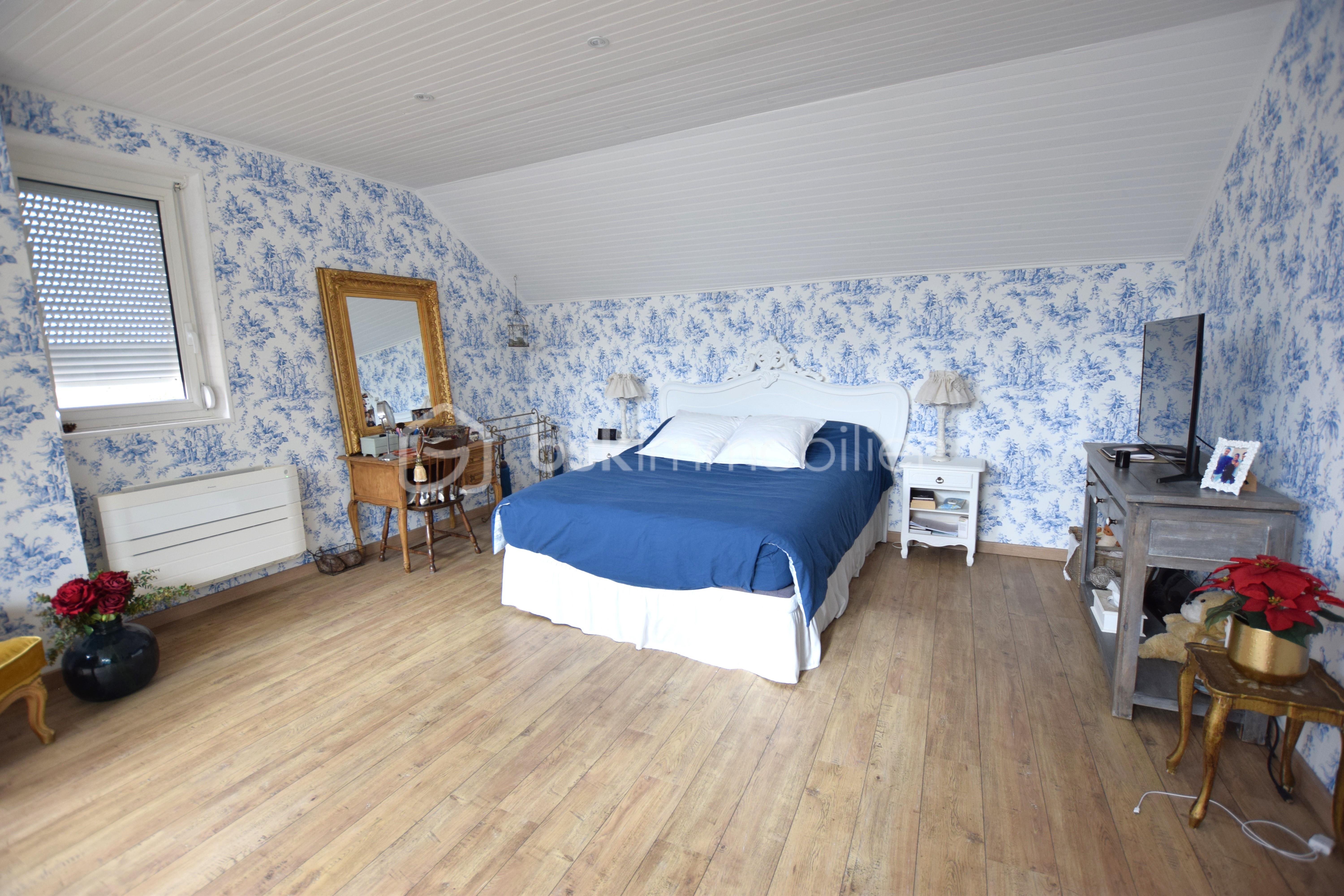 Maison de 270 m² - chambre parentale.JPG