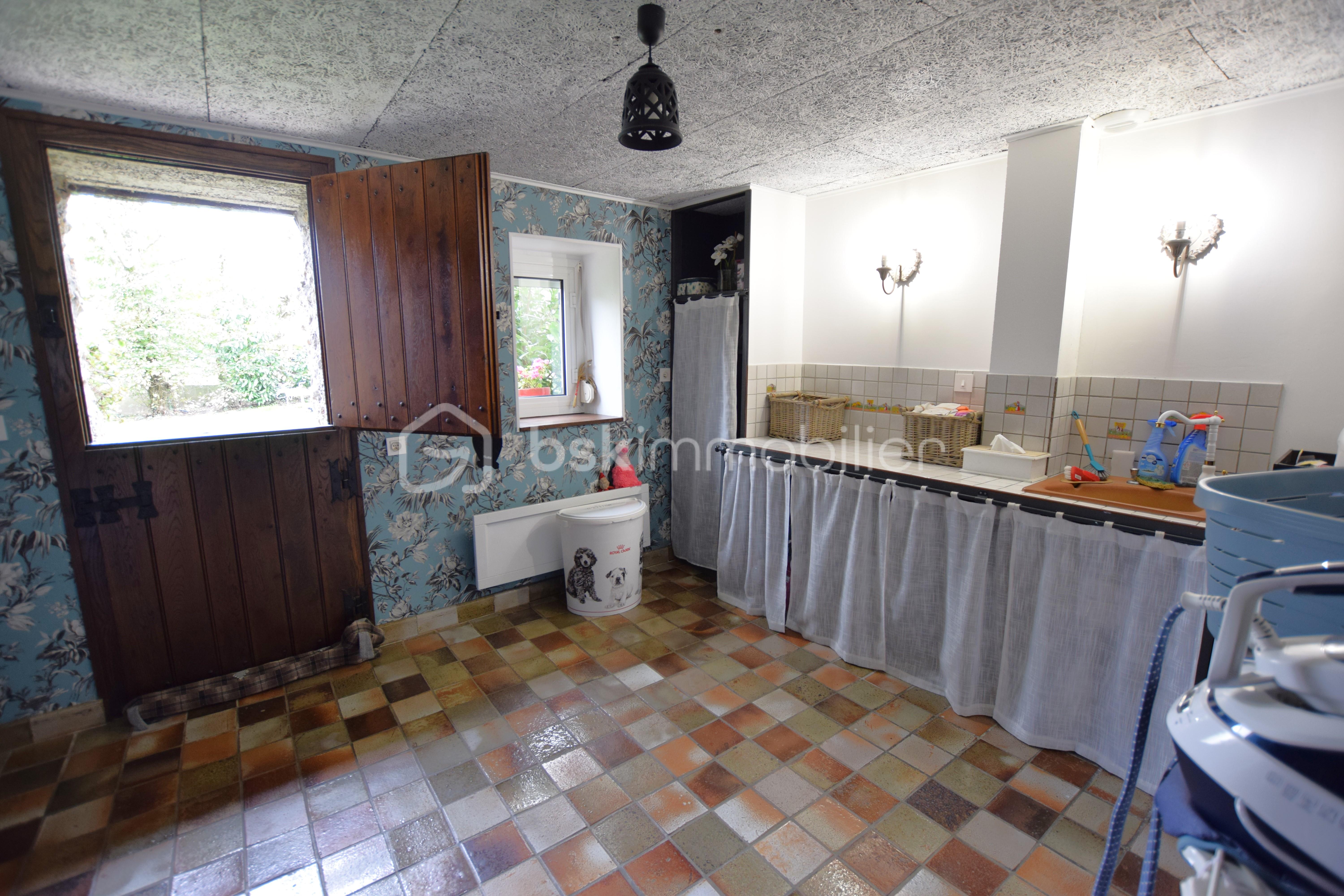 Maison de 270 m² - buanderie.JPG