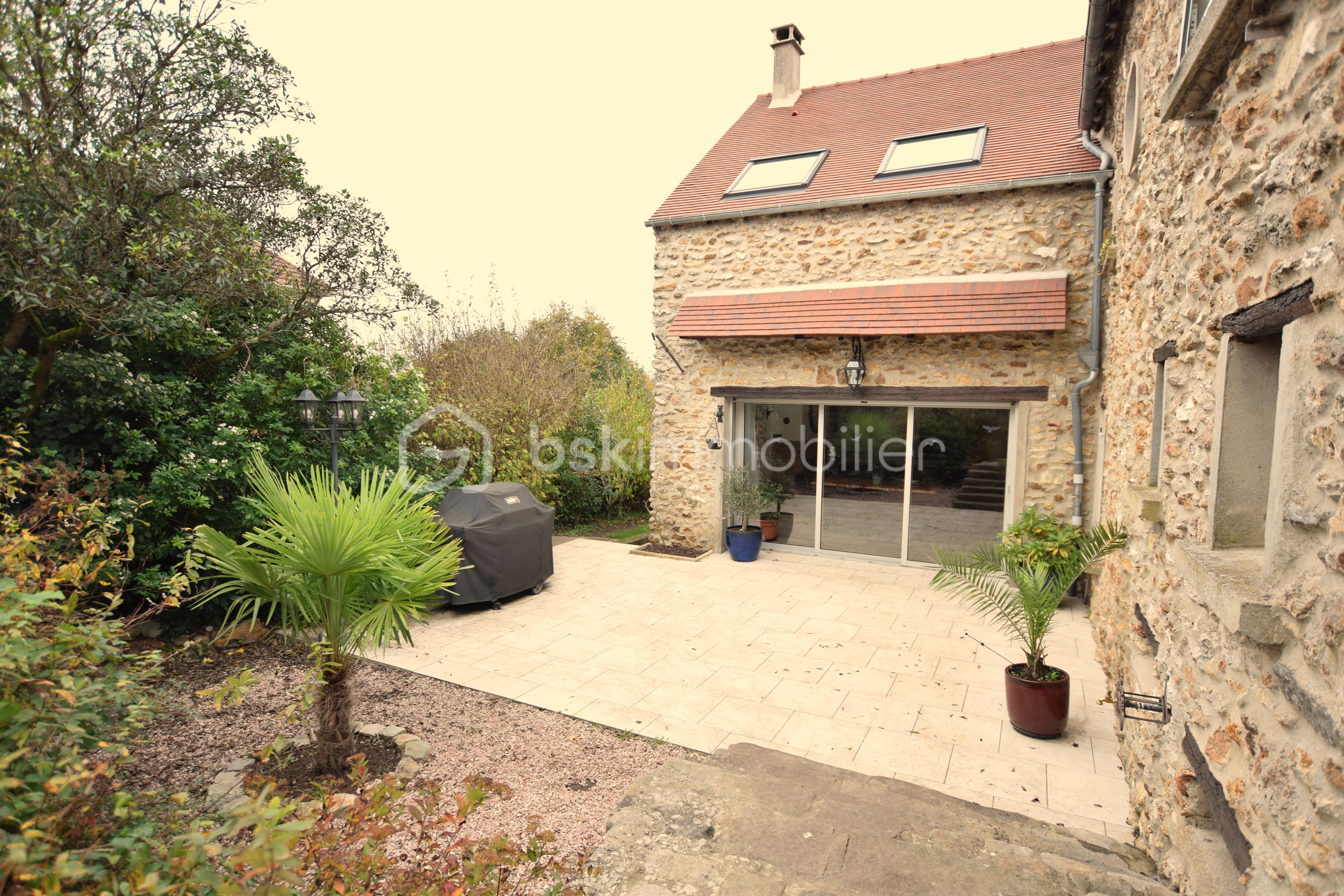 Maison de 270 m² - terrasse.JPG
