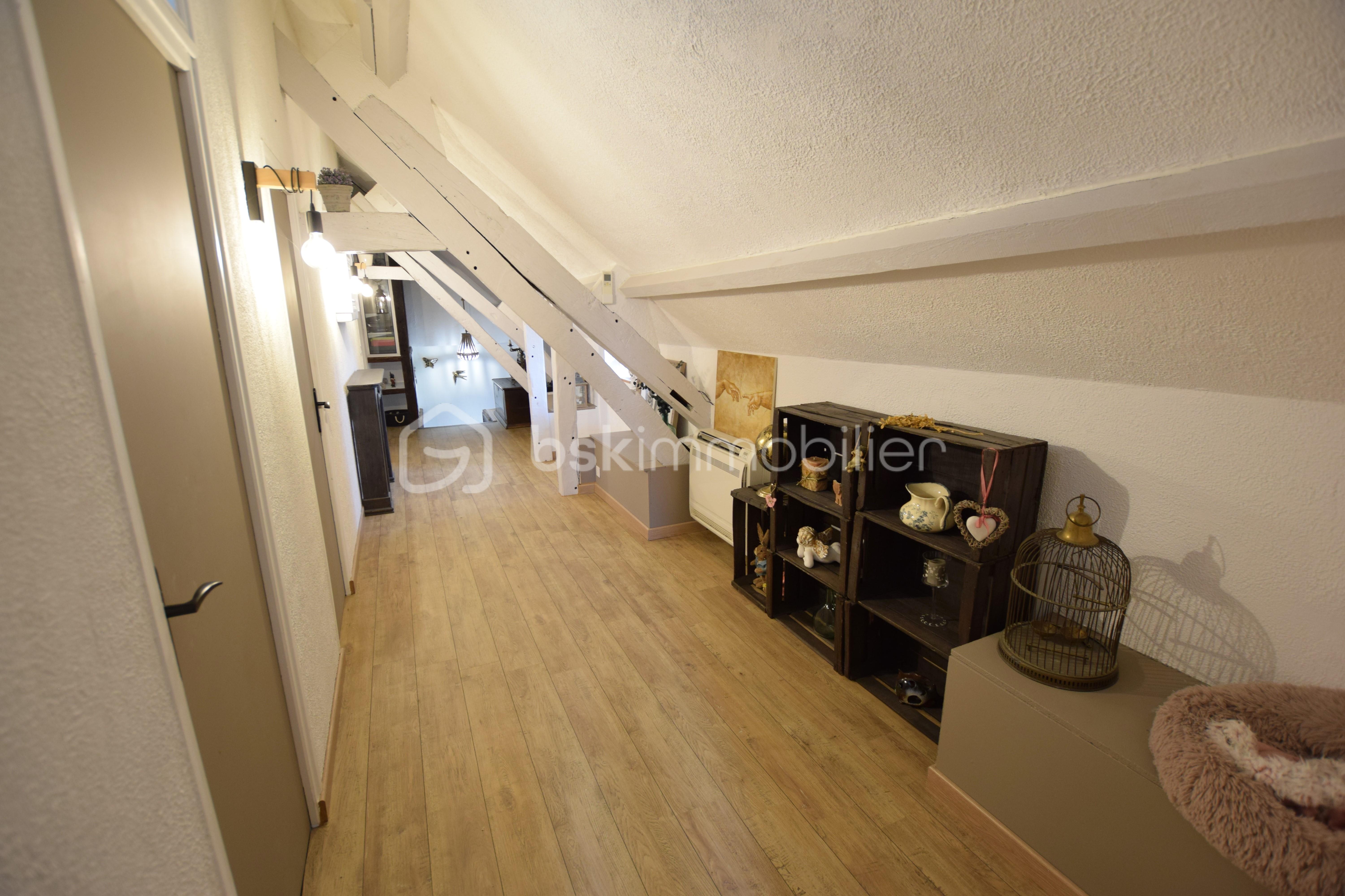 Maison de 270 m² - couloir .JPG
