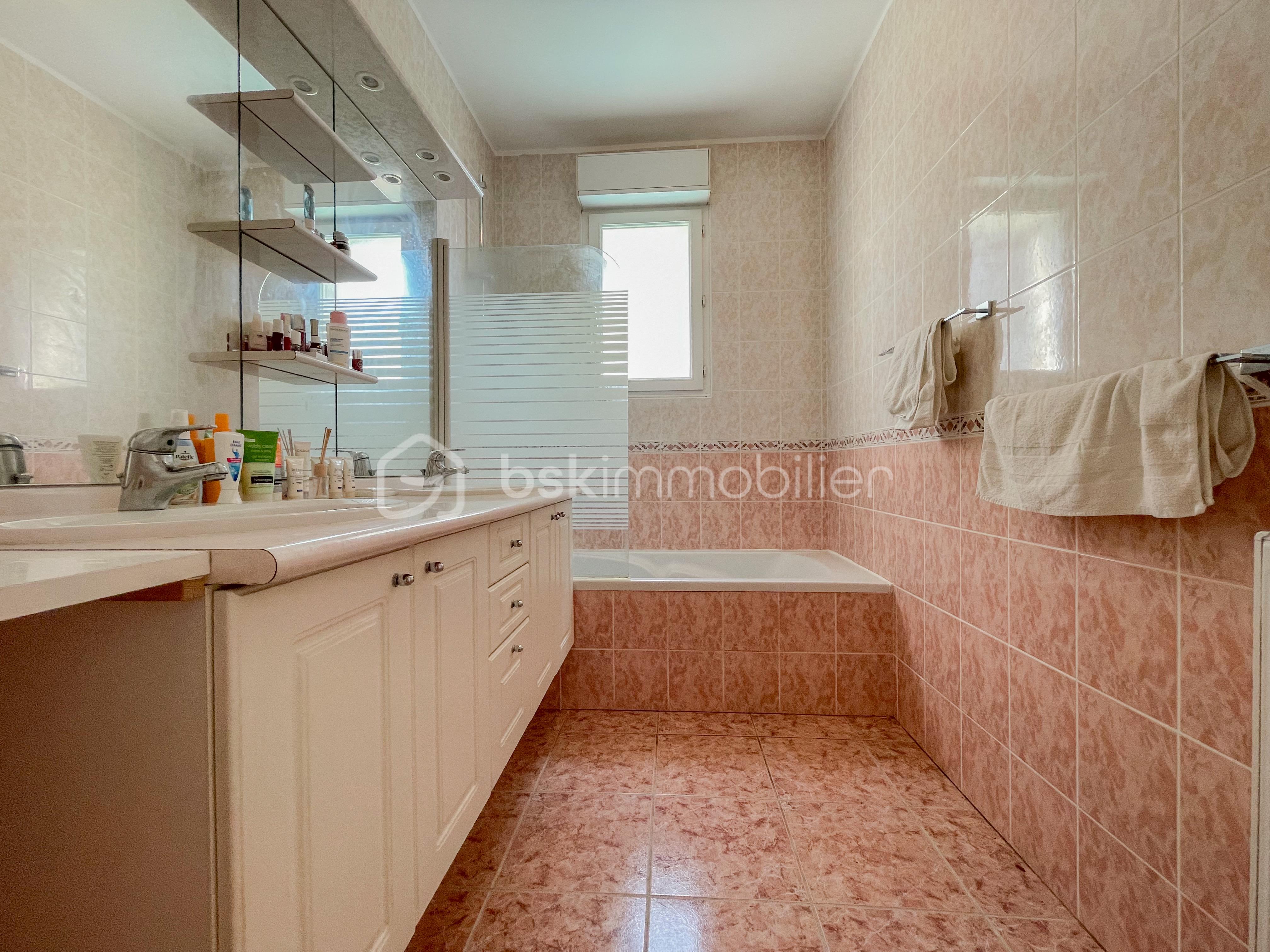 Appartement de 113 m² - 320E6A5C-C705-4BDB-87BB-0016C03A1FFF.jpeg