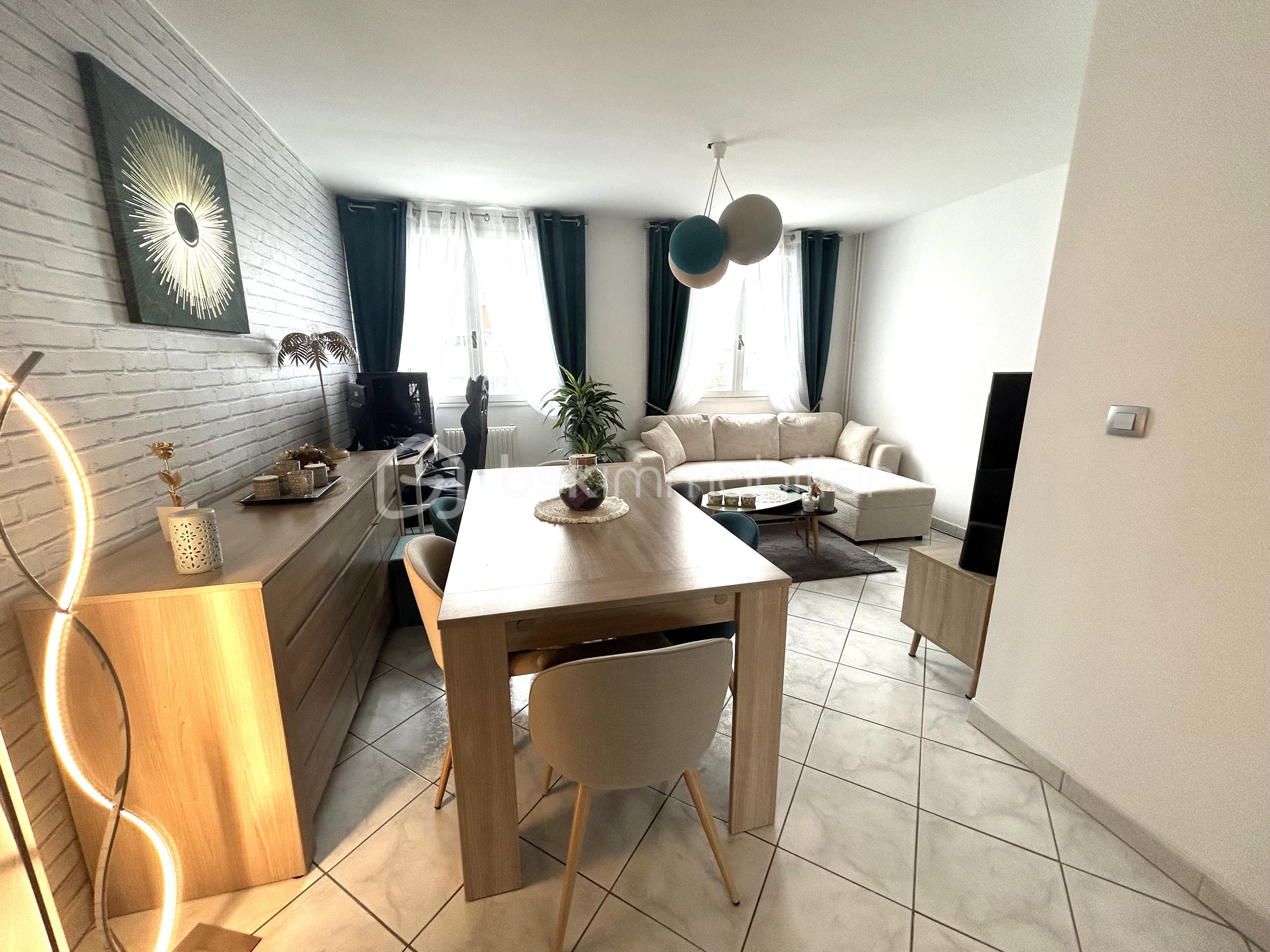 Appartement de 63,21 m² - -séjour1.jpeg