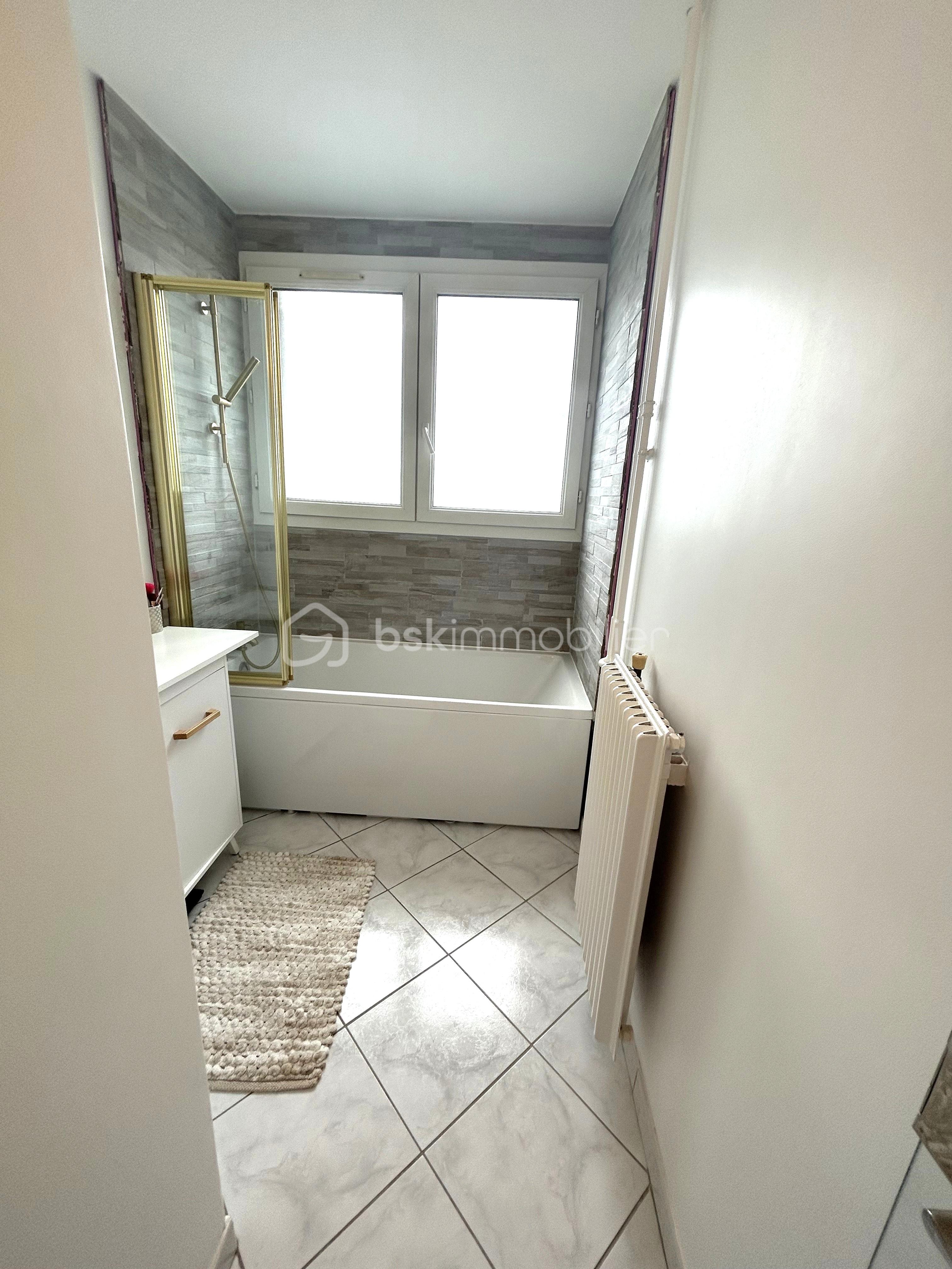 Appartement de 63,21 m² - -sdb.jpeg