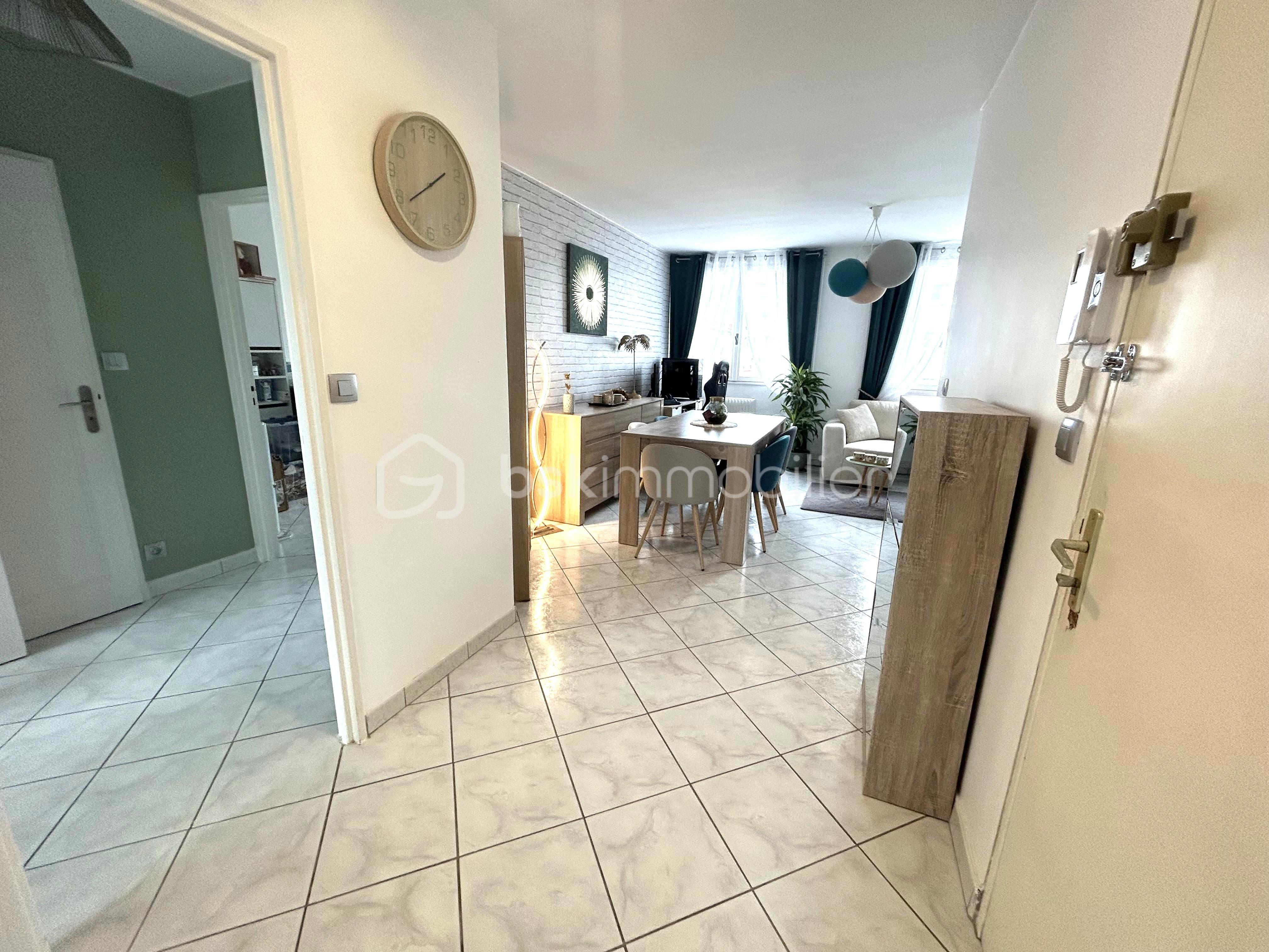 Appartement de 63,21 m² - -entrée1.jpeg