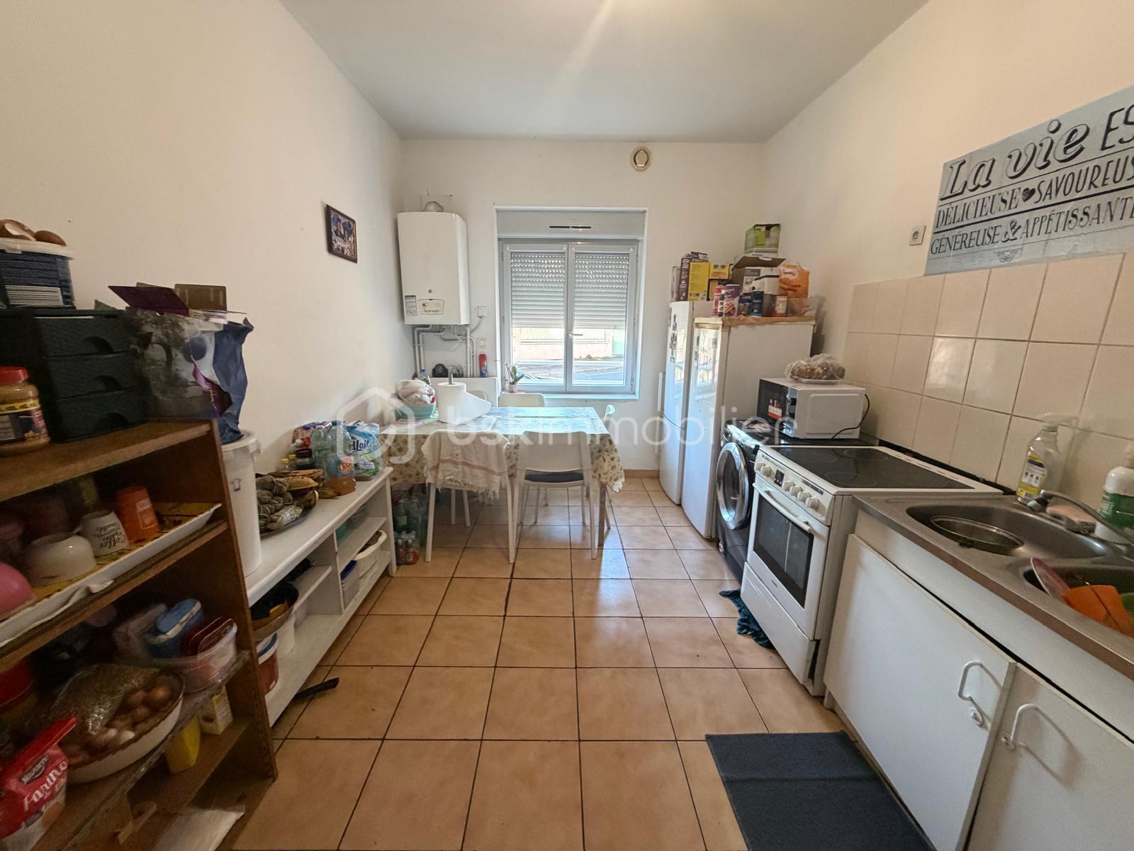 Immeuble de 230 m² - WhatsApp Image 2025-11-12 at 18.30.25(38).jpeg