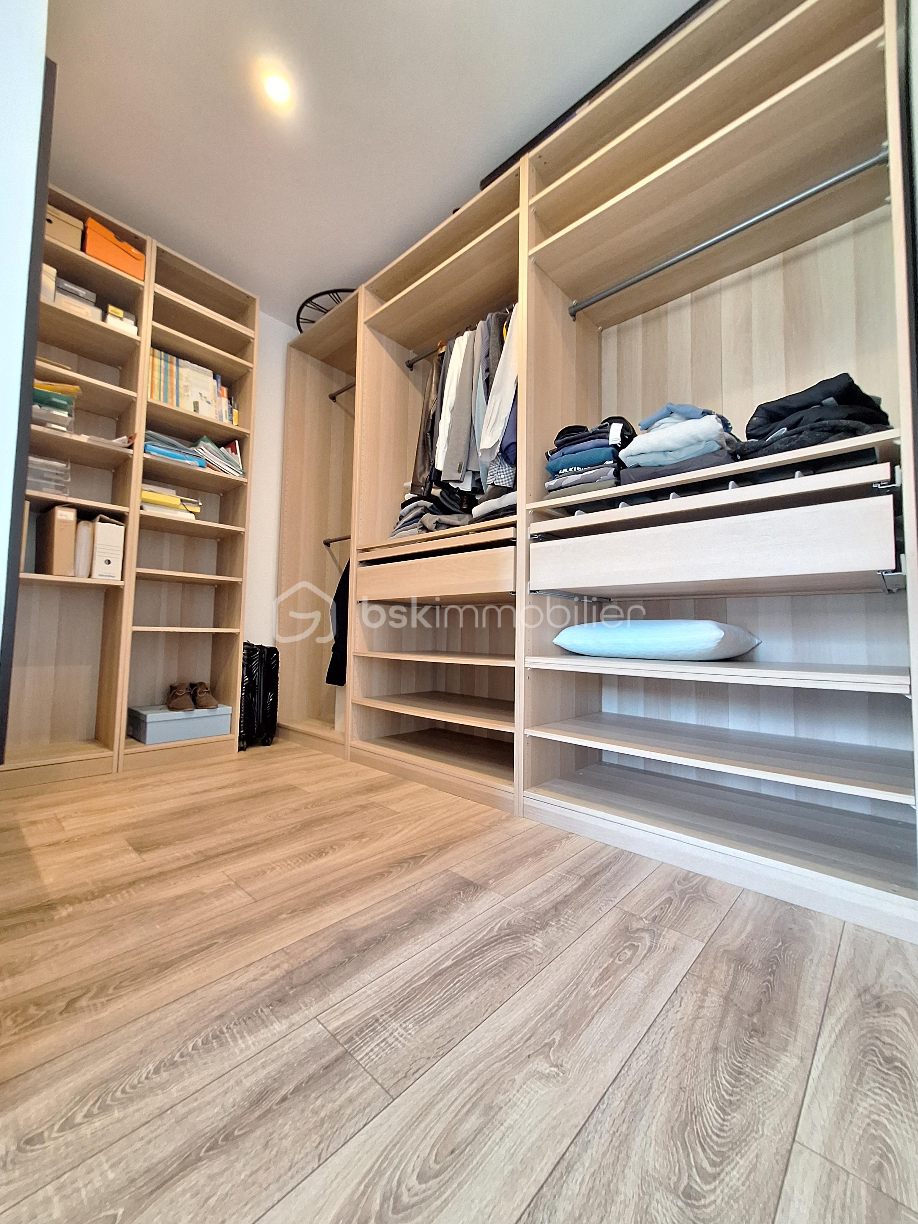 Maison contemporaine de 176 m² - 20250722_171141.jpg