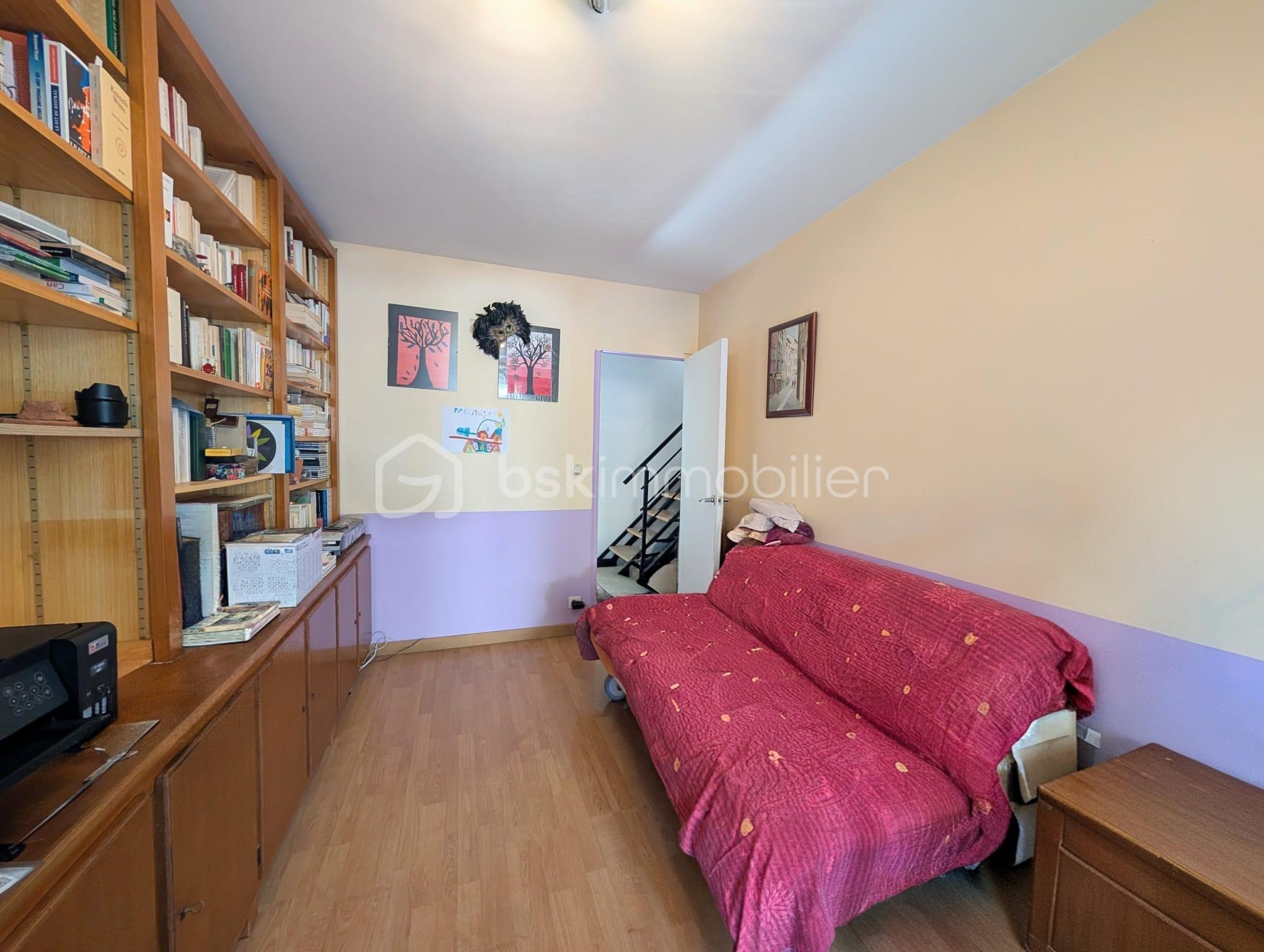 Maison de 162,97 m² - Bureau fenetre.jpeg