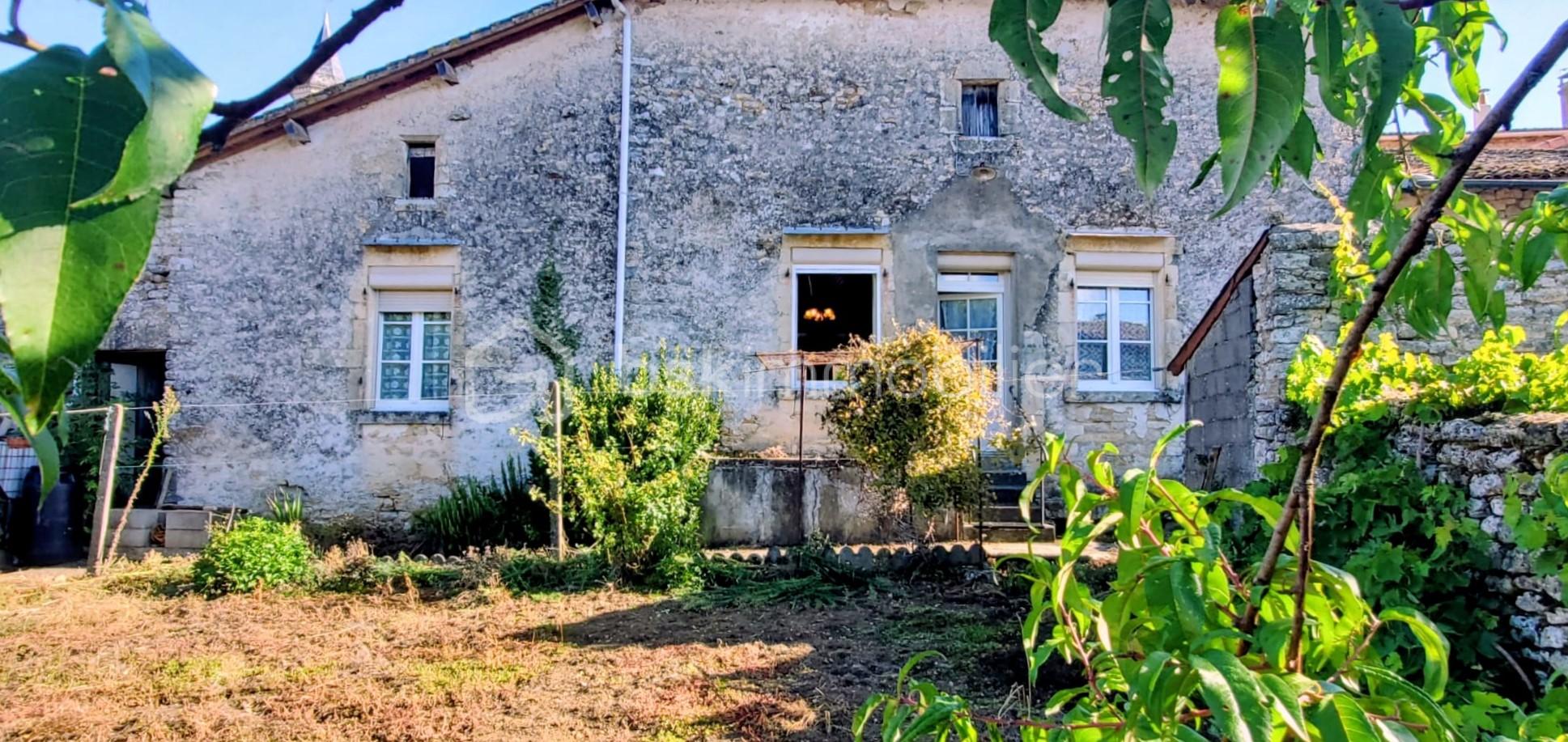 Maison en pierre de 121 m² - 2mk.jpg
