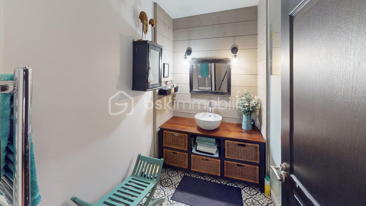 Appartement de 83 m² - T4-avec-terrasse-Bayonne-Bathroom.jpg
