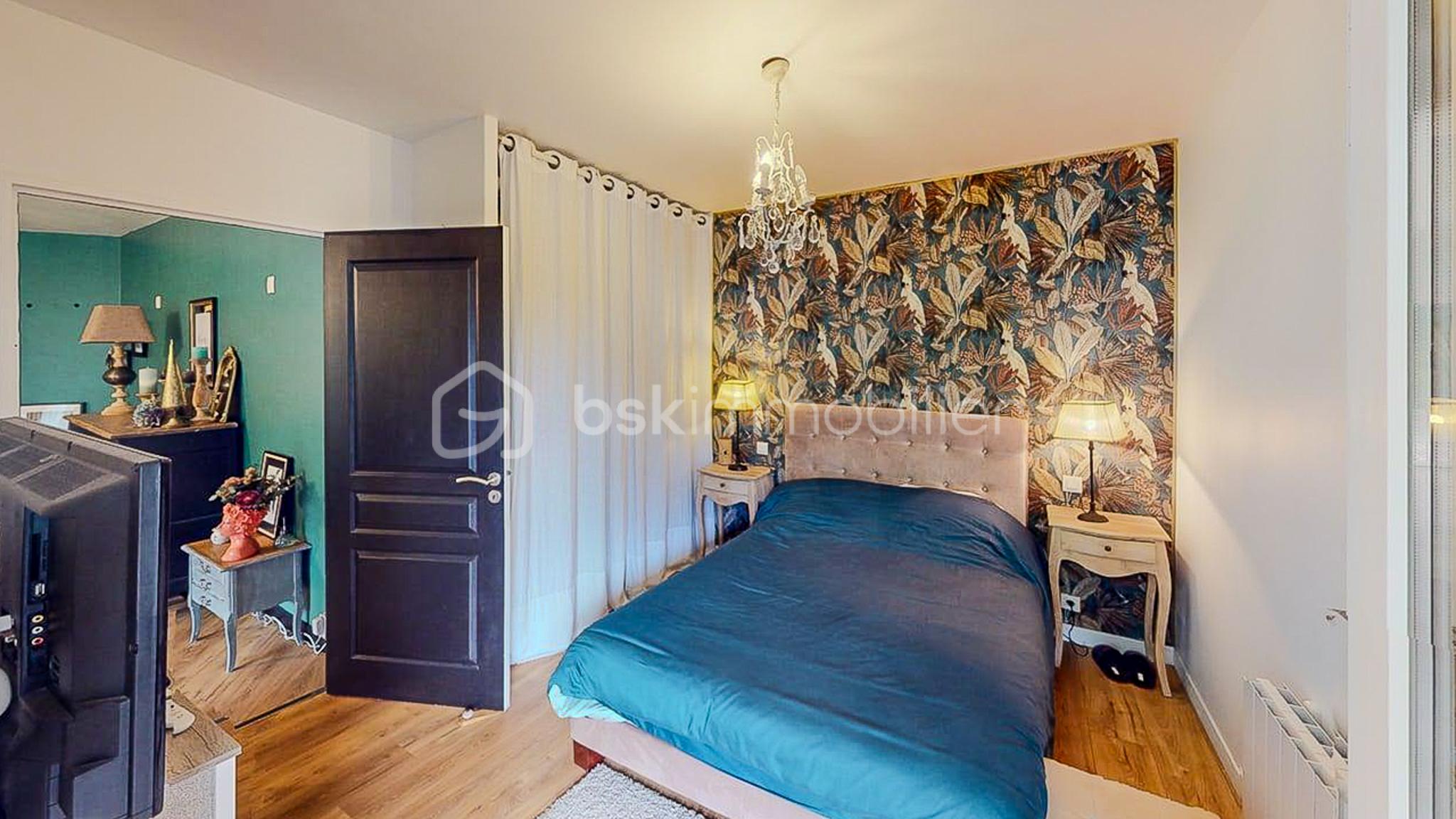 Appartement de 83 m² - T4-avec-terrasse-Bayonne-Bedroom.jpg
