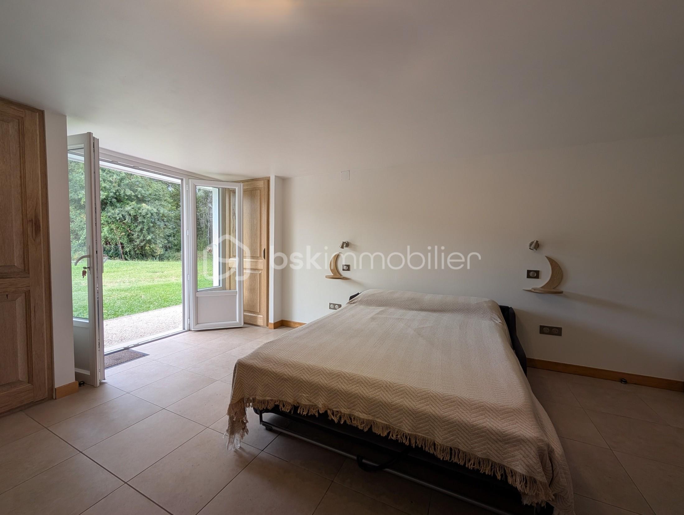 Maison de 155,24 m² - cbre bas ok.jpg