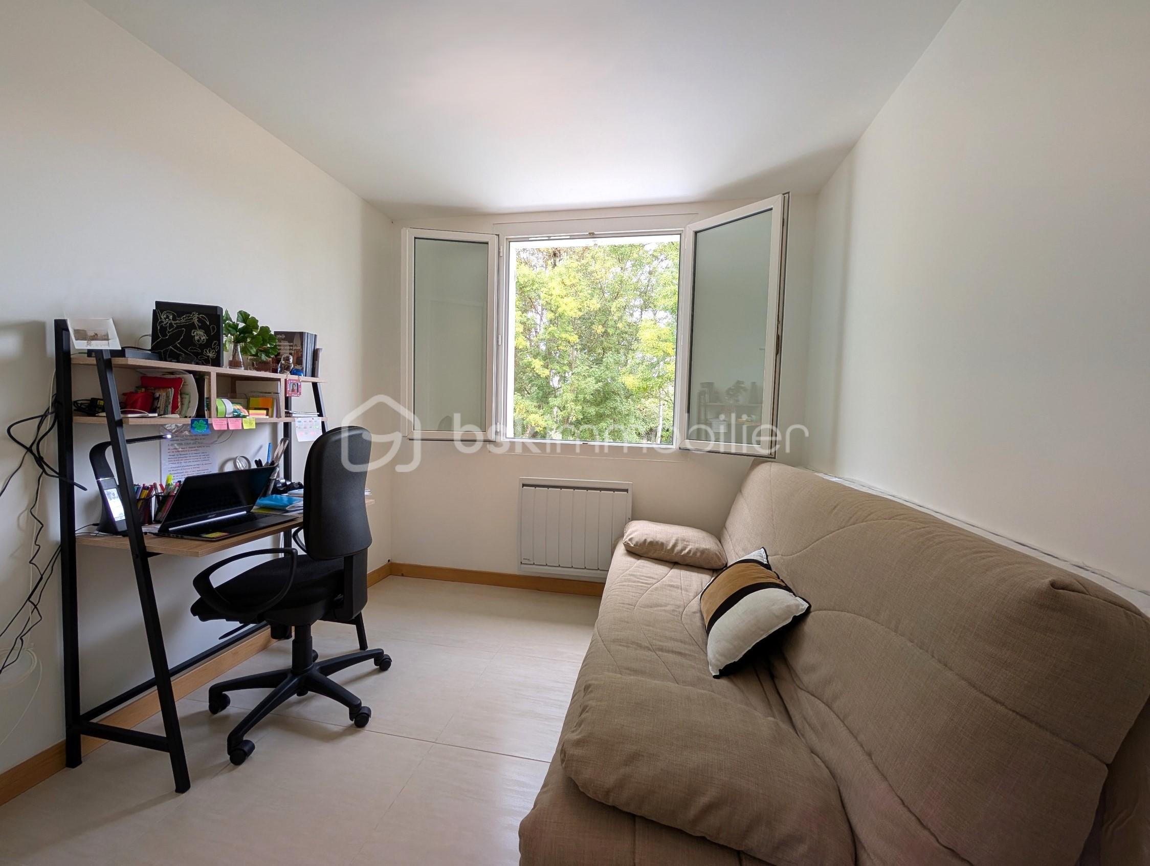 Maison de 155,24 m² - petite ch.jpg