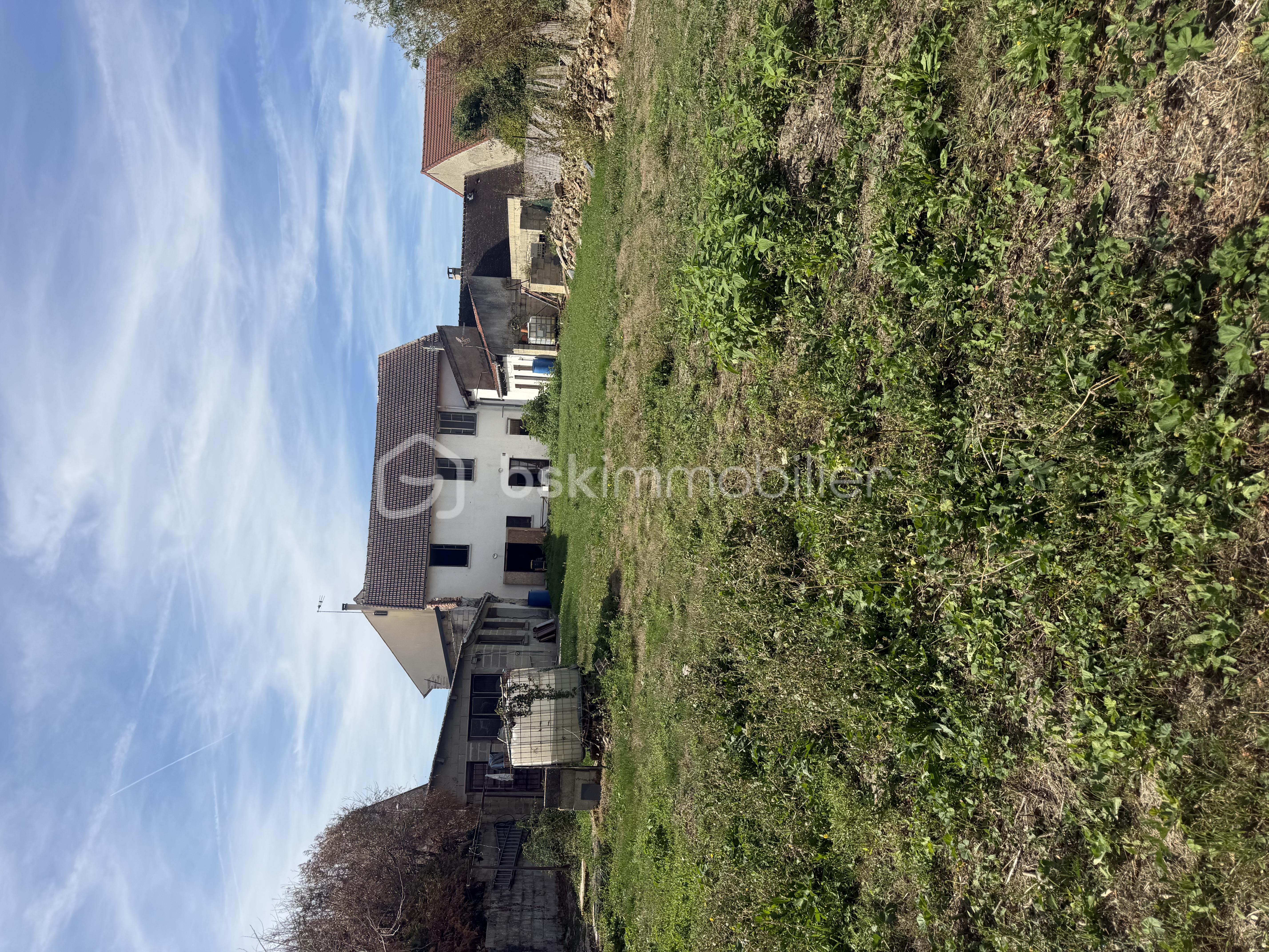 Maison 7 pièces 165 m² · à La Chapelle-Gauthier · 165 m² · 230 000 €
