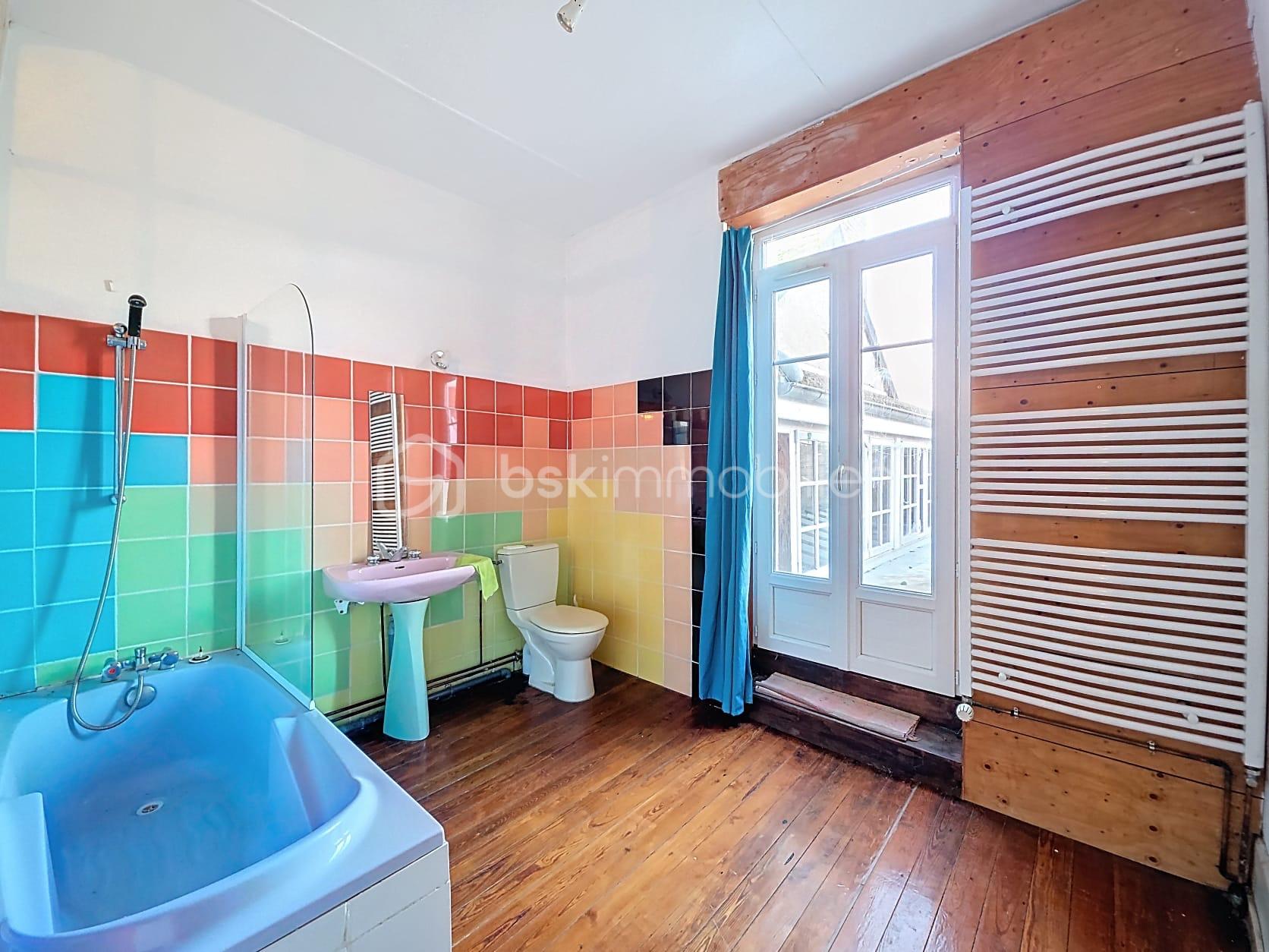 Maison de 185 m² - 156e9726-157b-40da-8c34-e11307ffa4f2.jpeg