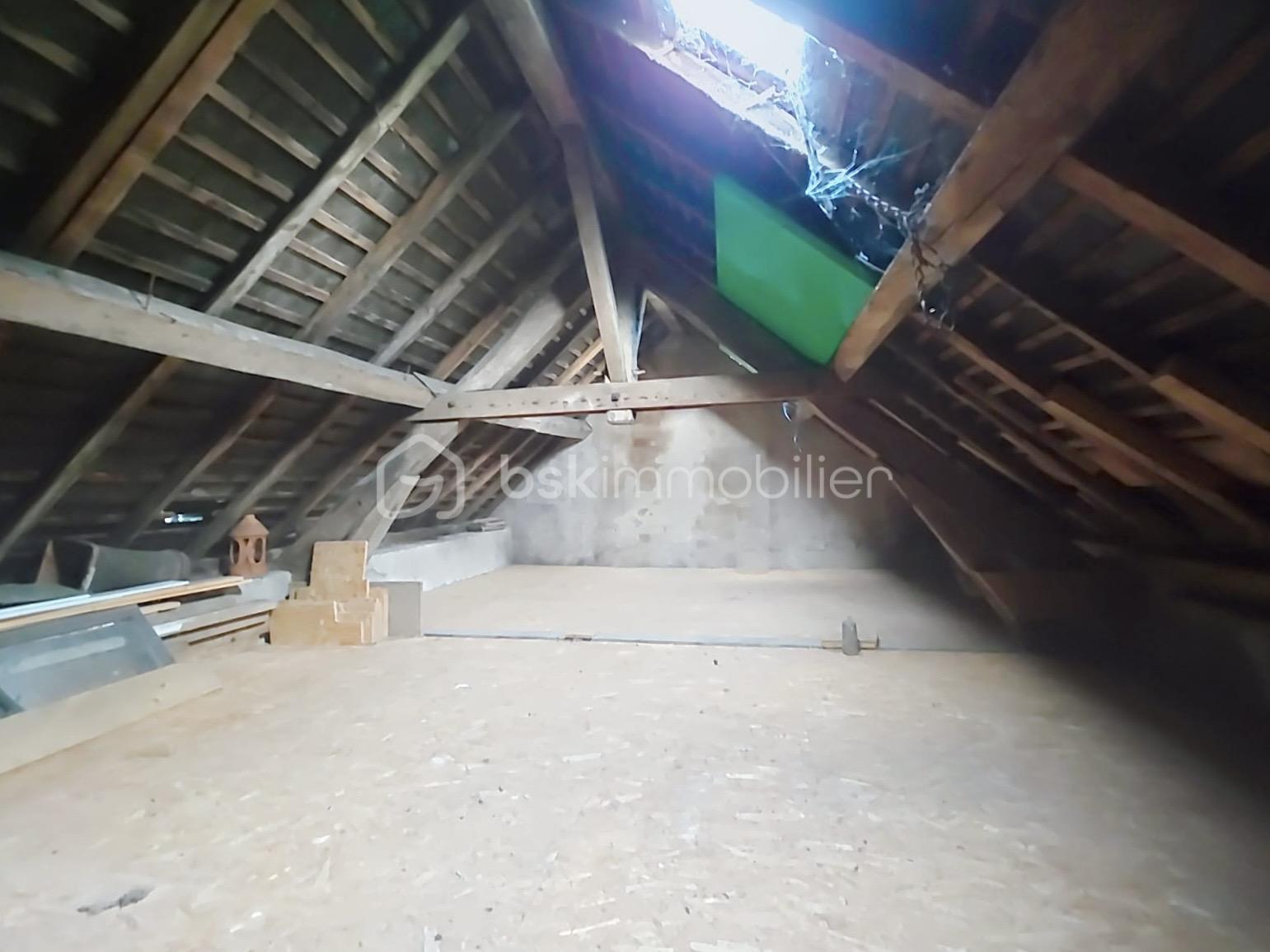 Maison de 185 m² - 5e2f9404-b76c-40f2-a2a1-ae6165beab63.jpeg