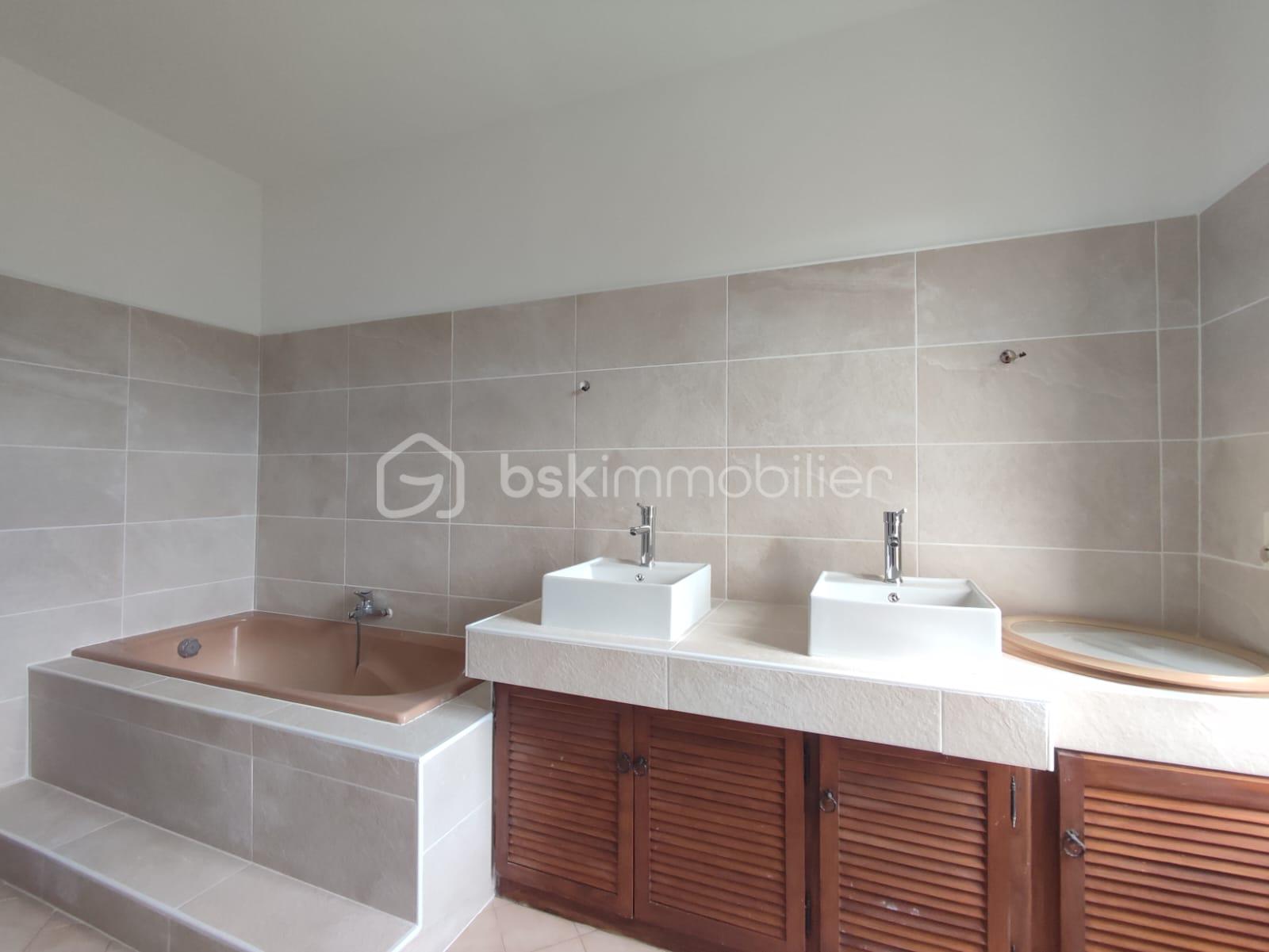 Maison de maitre de 410 m² - IMG-20250524-WA0010.jpg